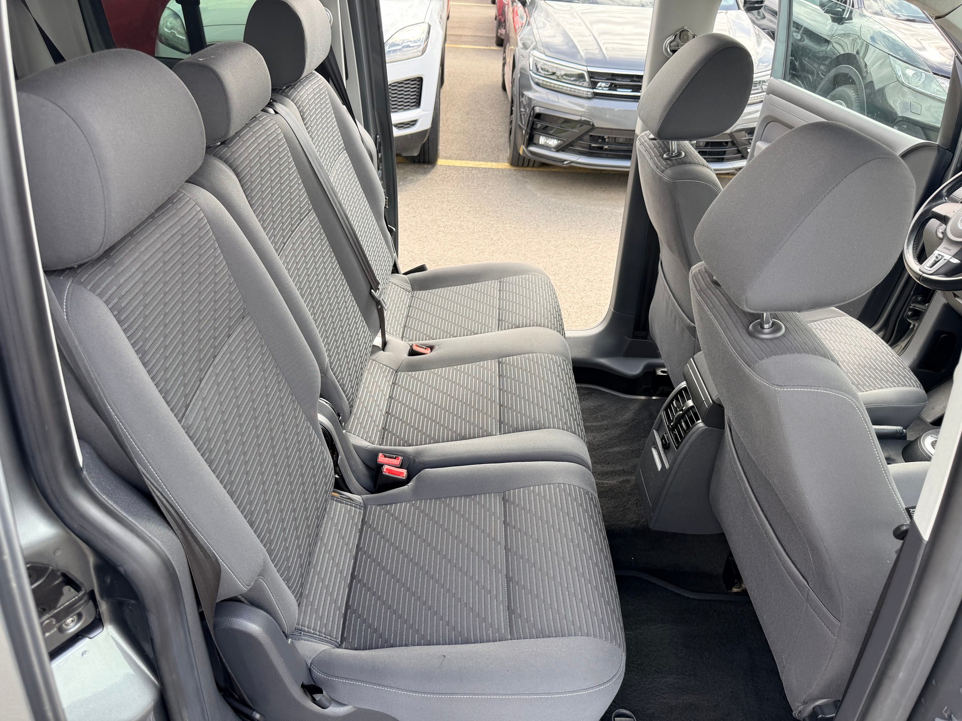 VW Caddy 1.6 TDI Blue Motion Technology Highline DSG-image-8