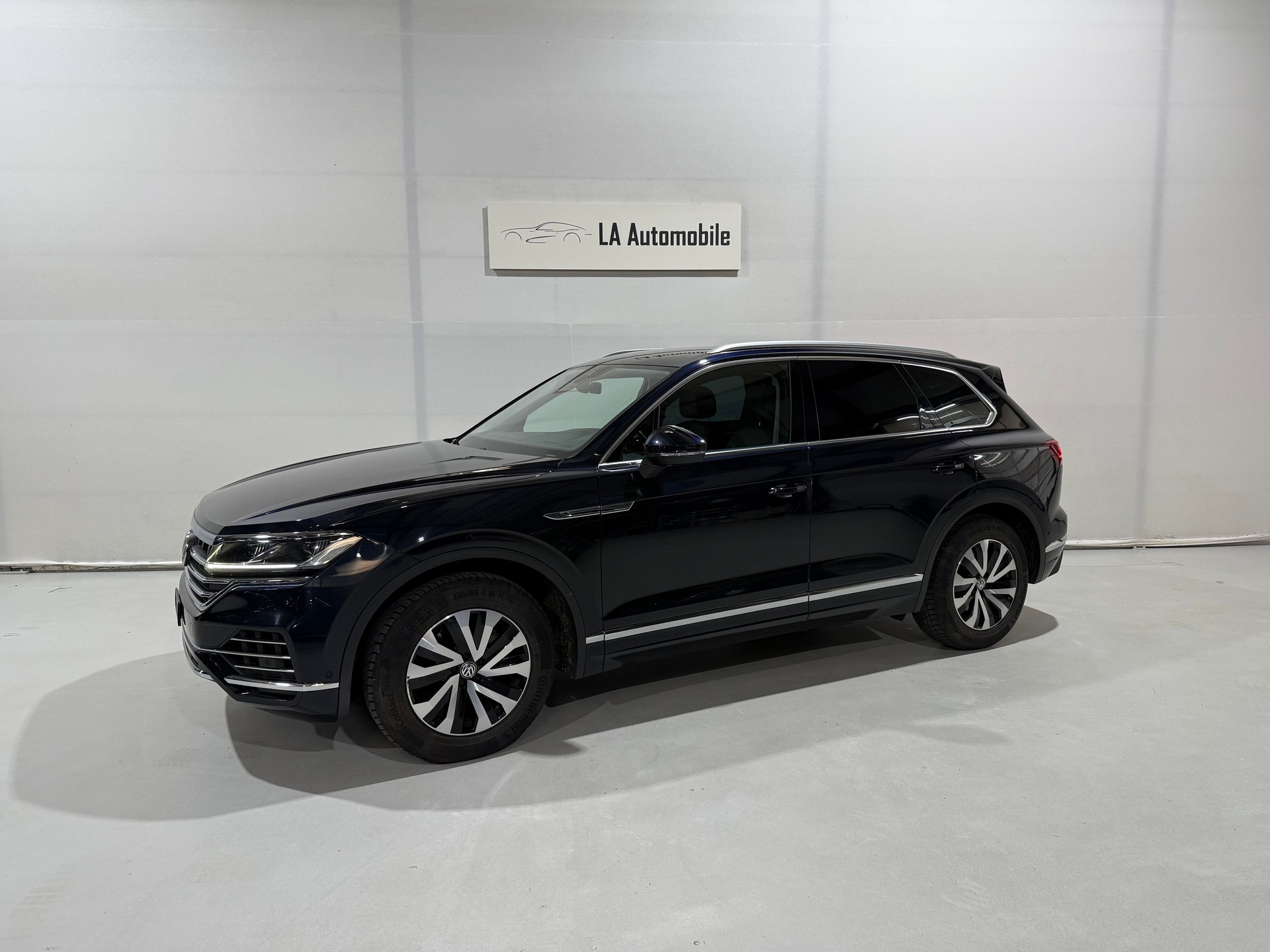 VW Touareg 3.0 TDI Elegance Tiptronic CH Fahrzeug-image-1