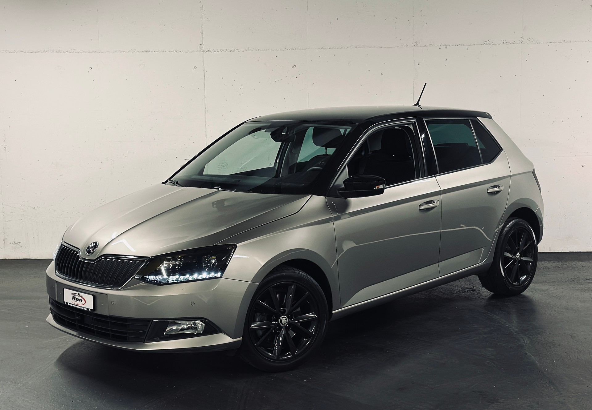 SKODA Fabia 1.2 TSI Style DSG-image-0