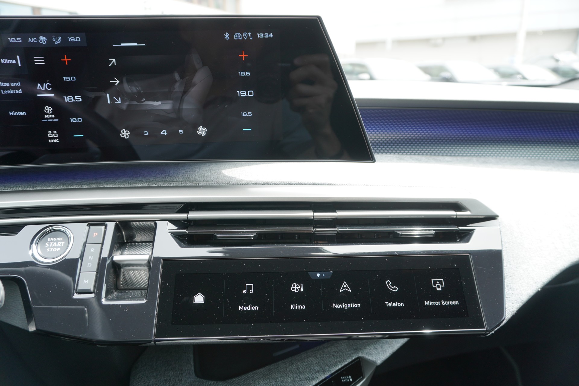 PEUGEOT 5008 145 Hybrid e-DCS6 GT 7-PLÄTZER!!!-image-20