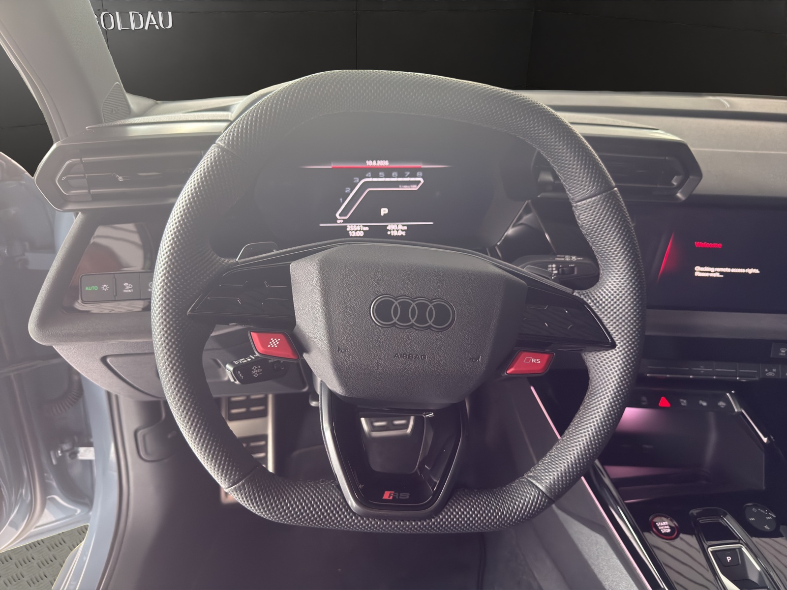 AUDI RS3 Sportback 2.5 TSI quattro S-tronic Werksgarantie bis 04/2030-image-8