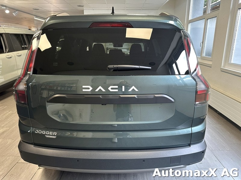 DACIA Jogger 1.8 Hybrid Journey 7P-image-4