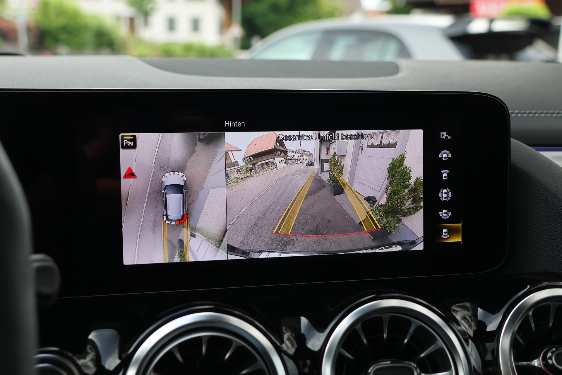 MERCEDES-BENZ GLA 45 S AMG 4Matic+ 8G-Speedshift DCT (CH) MSI+-image-23