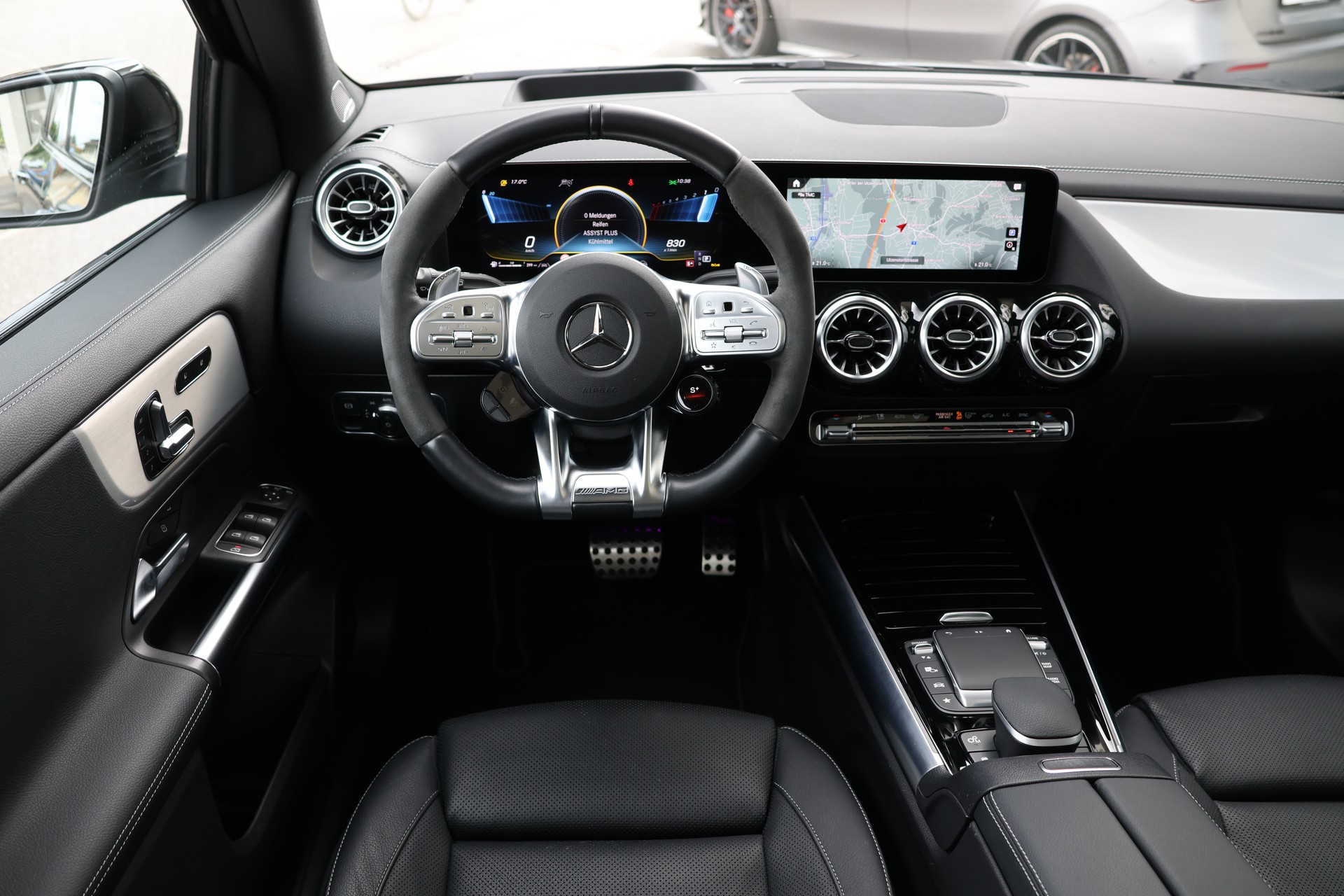 MERCEDES-BENZ GLA 45 S AMG 4Matic+ 8G-Speedshift DCT (CH) MSI+-image-14