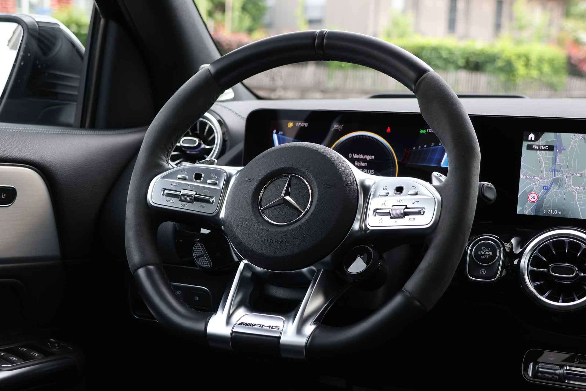 MERCEDES-BENZ GLA 45 S AMG 4Matic+ 8G-Speedshift DCT (CH) MSI+-image-15