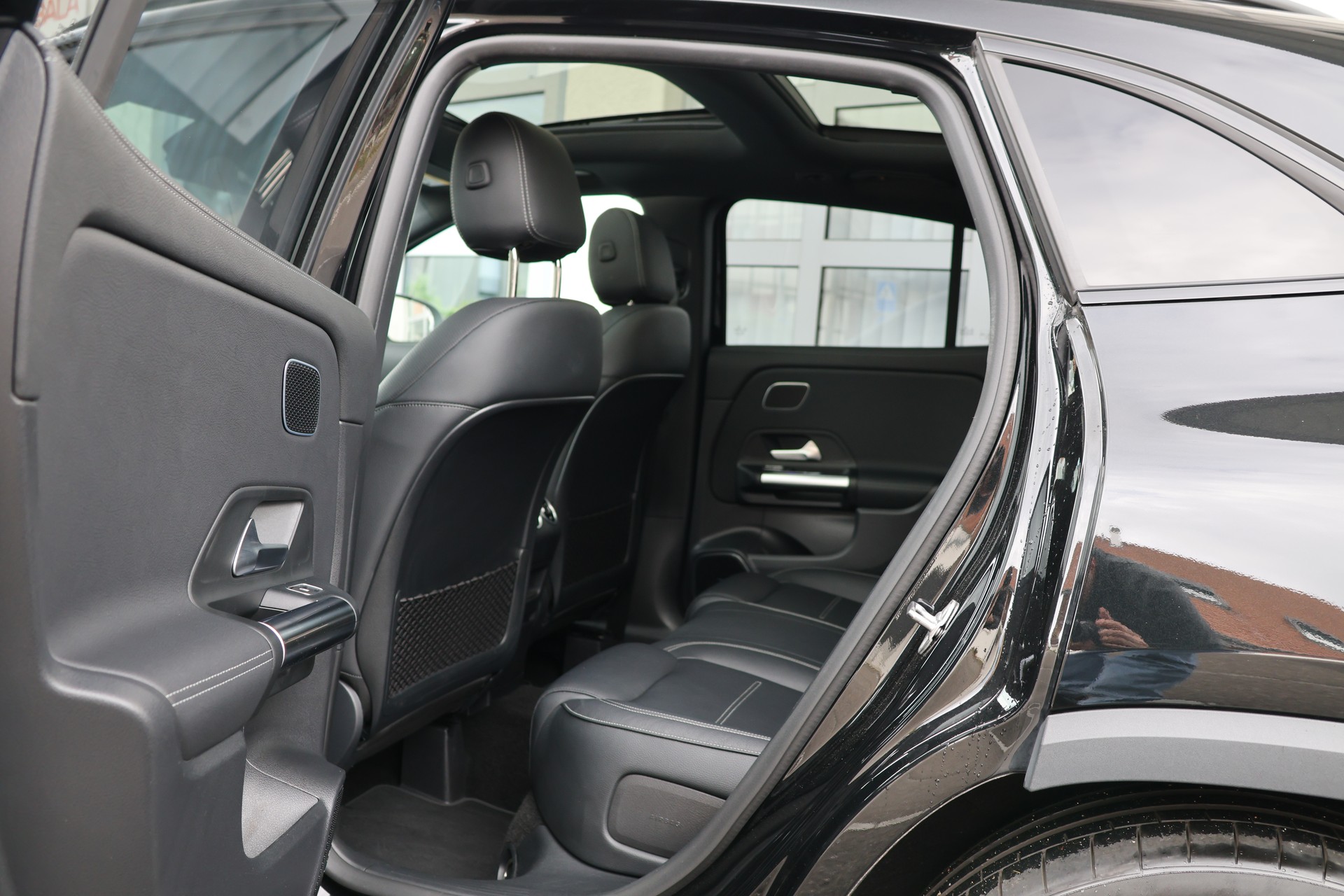 MERCEDES-BENZ GLA 45 S AMG 4Matic+ 8G-Speedshift DCT (CH) MSI+-image-13
