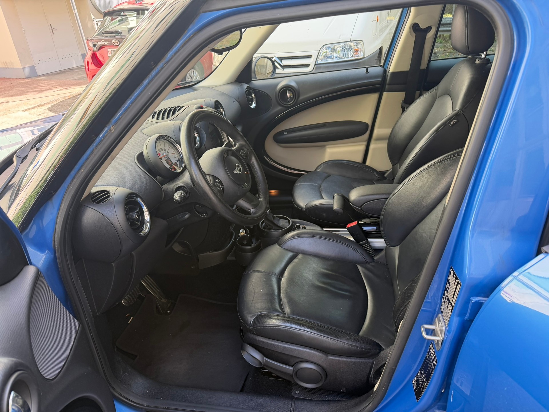 MINI Countryman Cooper S ALL4 Steptronic Snowhill-image-6