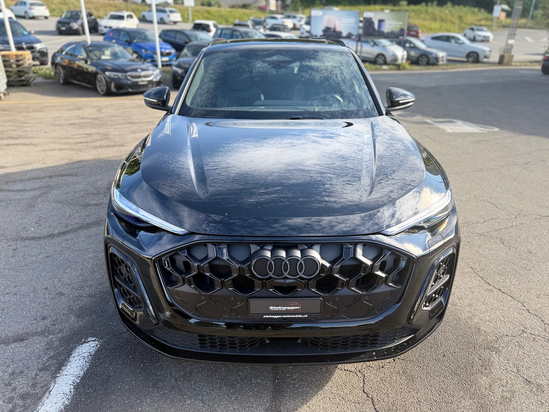 AUDI SQ5 TFSI quattro S-tronic ° Edition One ° All Black °-showroom-element-2