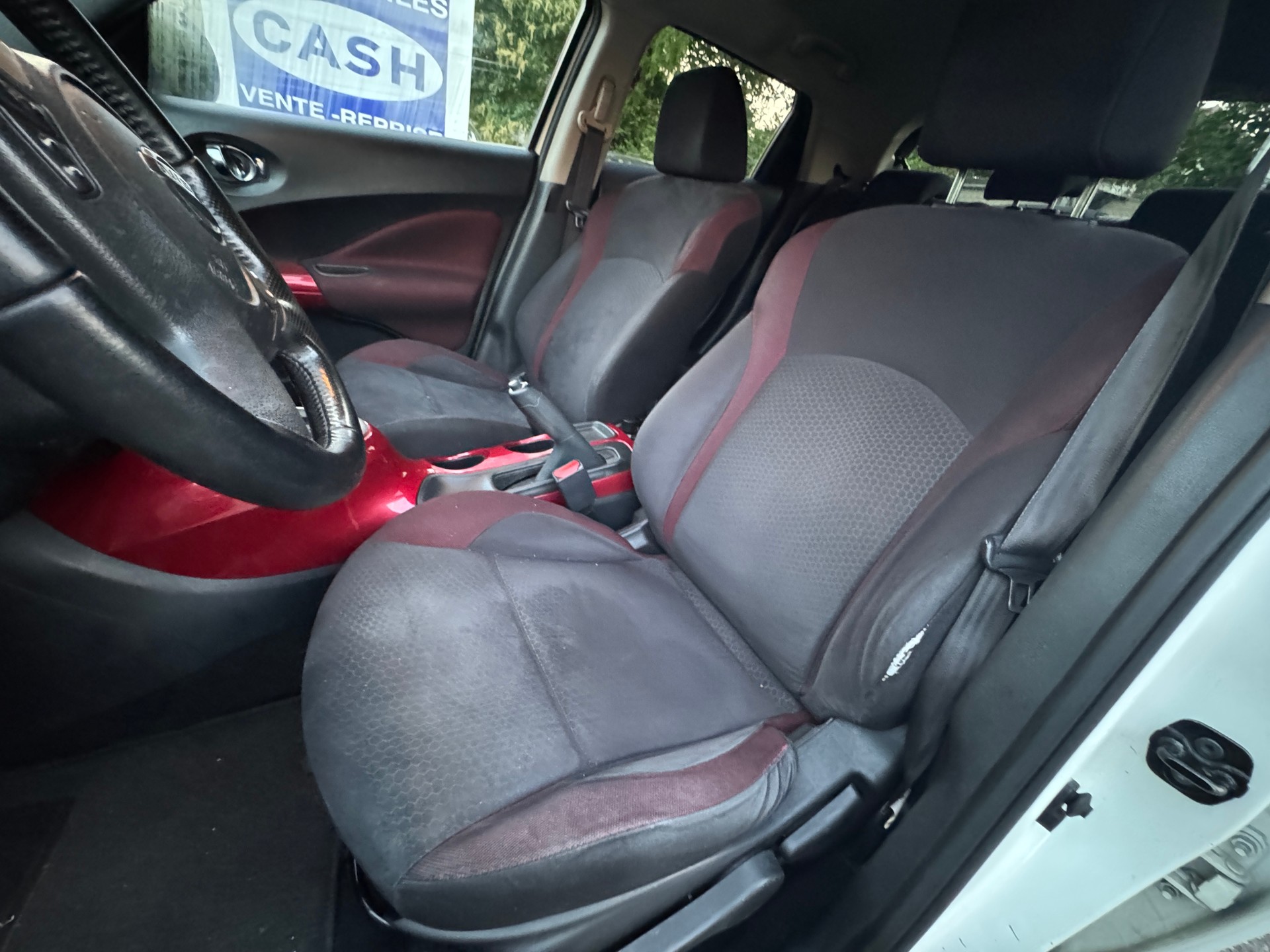 NISSAN Juke 1.6 tekna Xtronic CVT-image-6