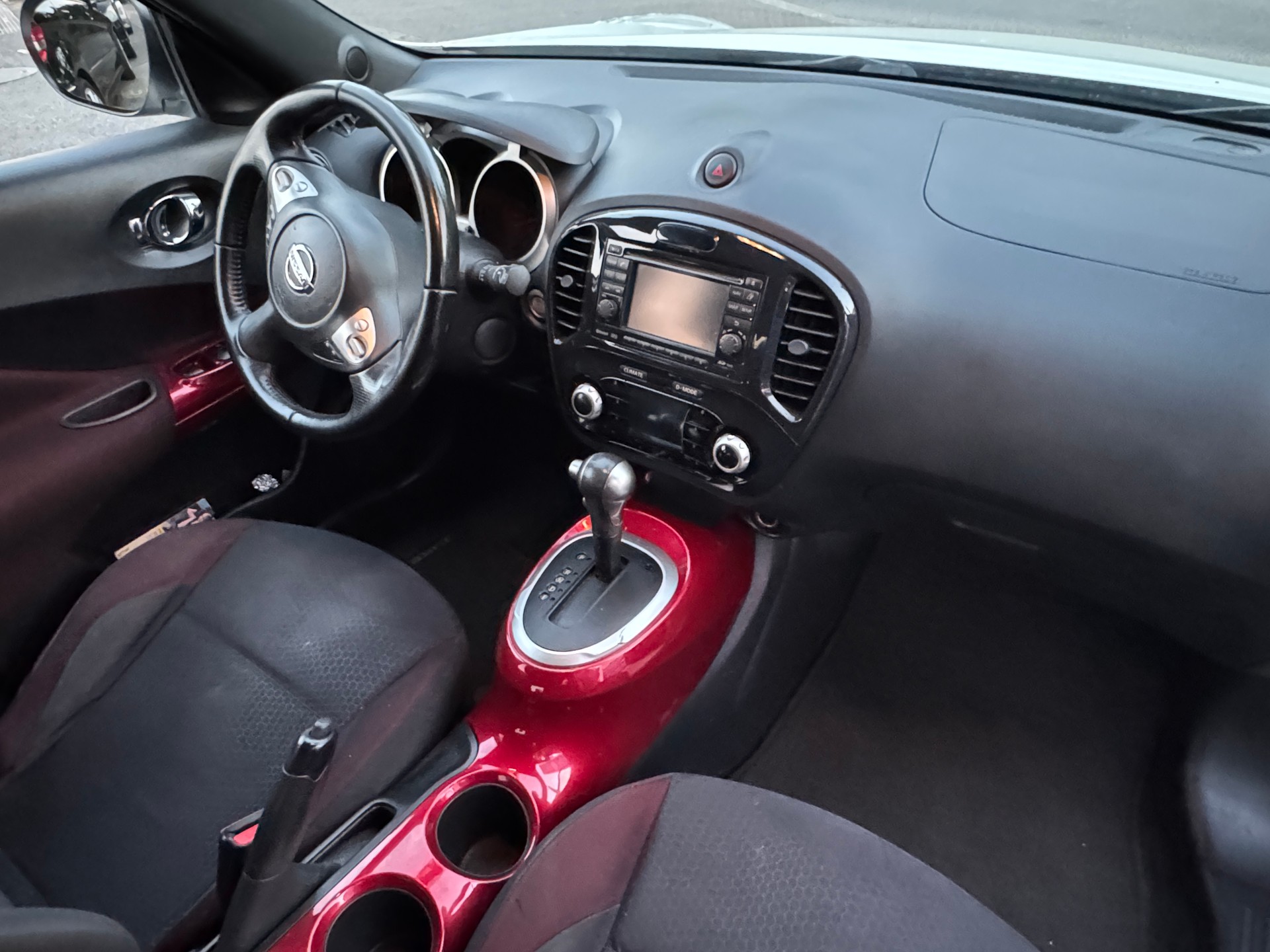 NISSAN Juke 1.6 tekna Xtronic CVT-image-12