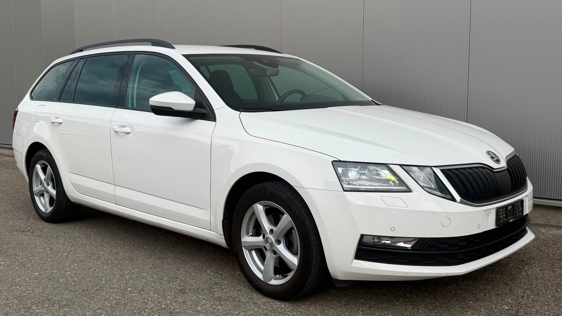 SKODA 2.0 TDI 150 Style DSG-image-1