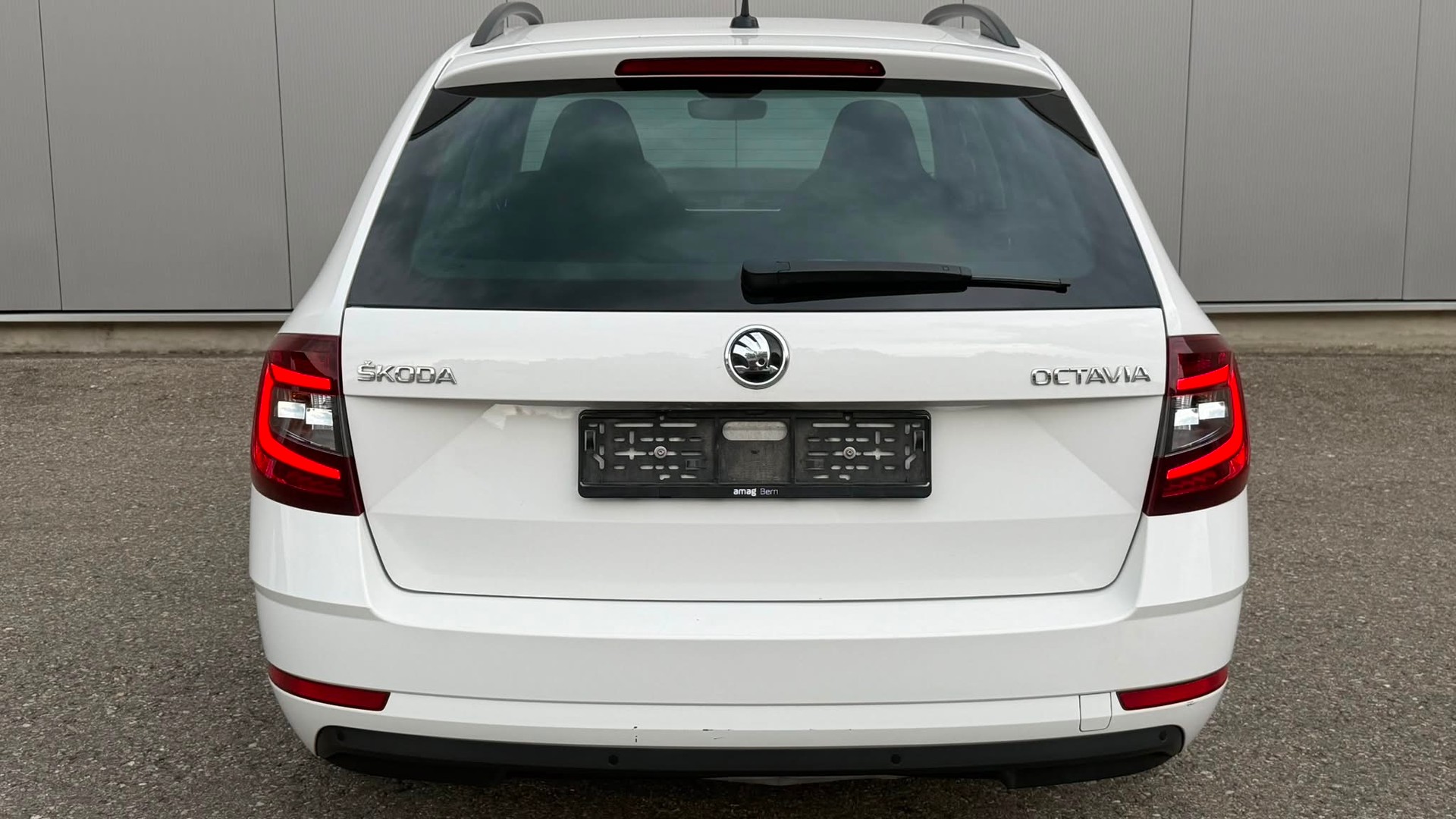 SKODA 2.0 TDI 150 Style DSG-image-3