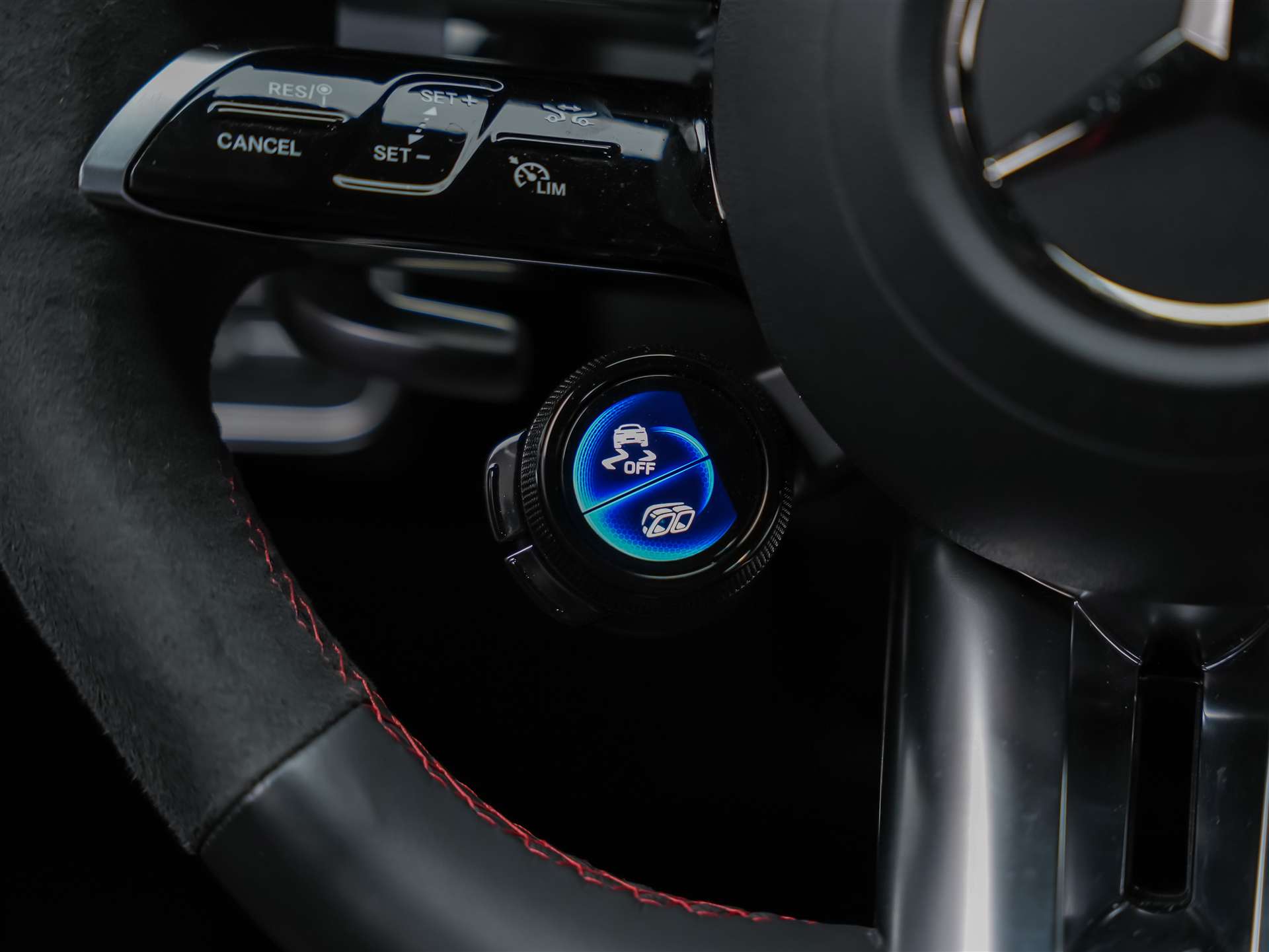MERCEDES-BENZ A 45 S AMG 4matic+ *Werksgarantie*Abstandsregler*El. Sitze mit Memory*-image-29