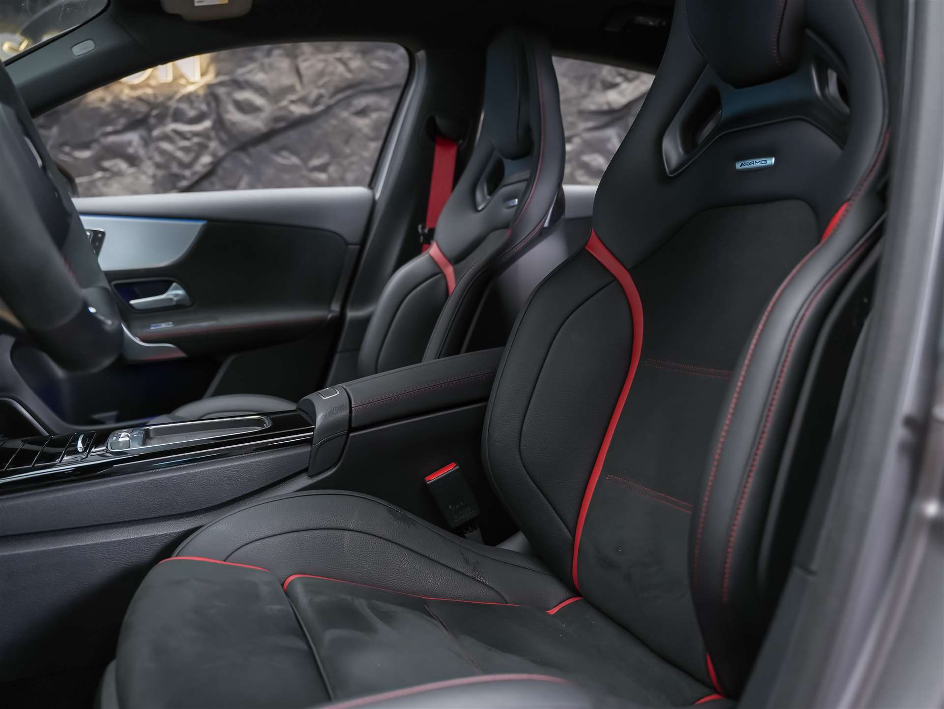 MERCEDES-BENZ A 45 S AMG 4matic+ *Werksgarantie*Abstandsregler*El. Sitze mit Memory*-image-9