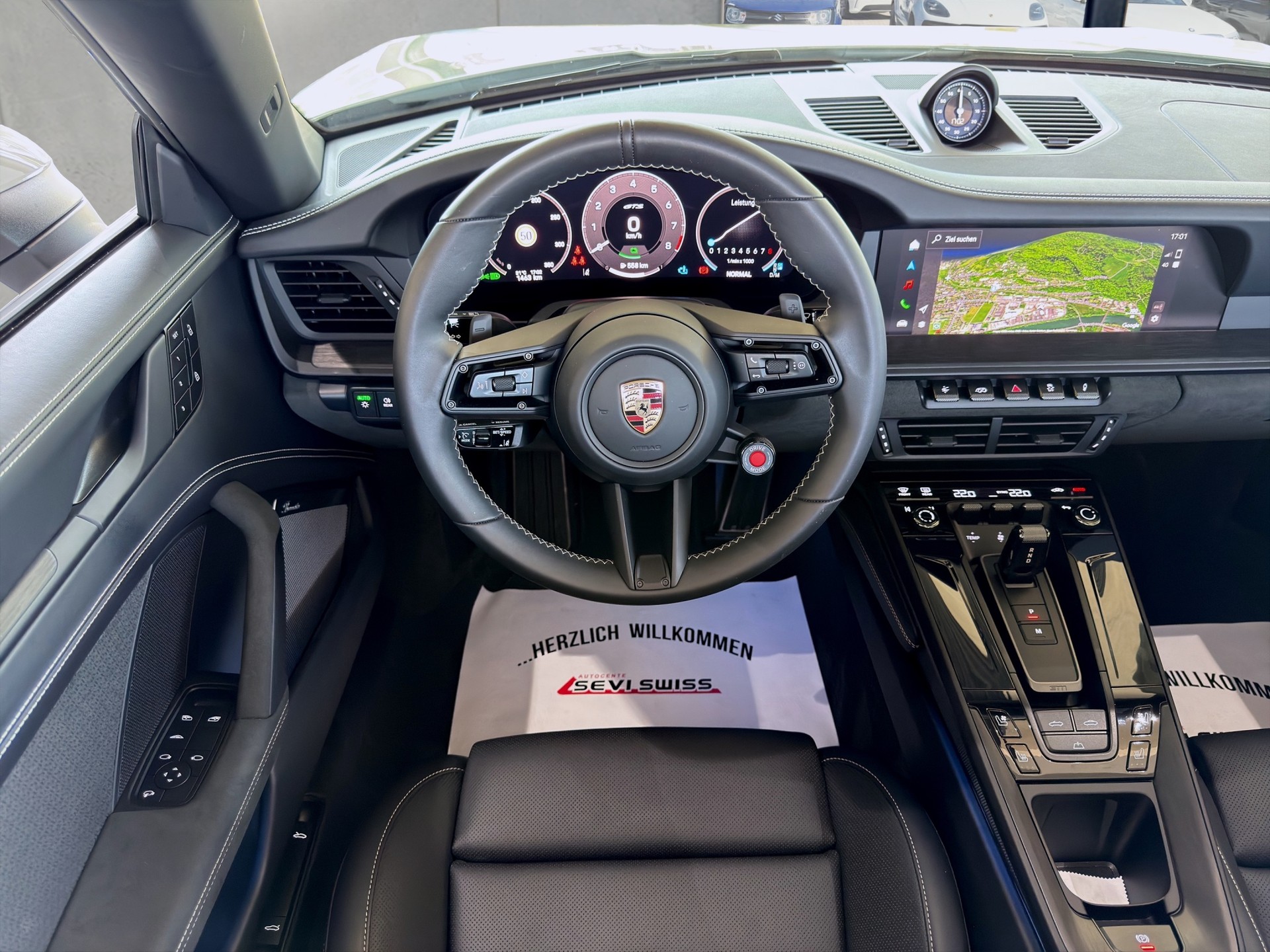 PORSCHE 911 Carrera Cabriolet GTS PDK*Ab MFK*-image-11