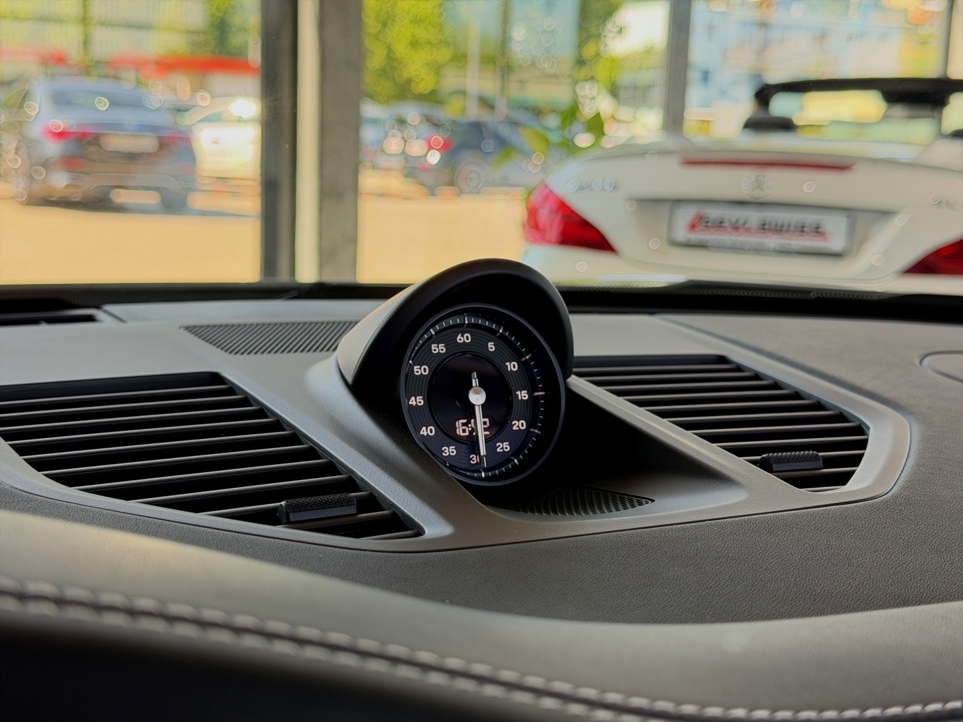 PORSCHE 911 Carrera Cabriolet GTS PDK*Ab MFK*-image-20
