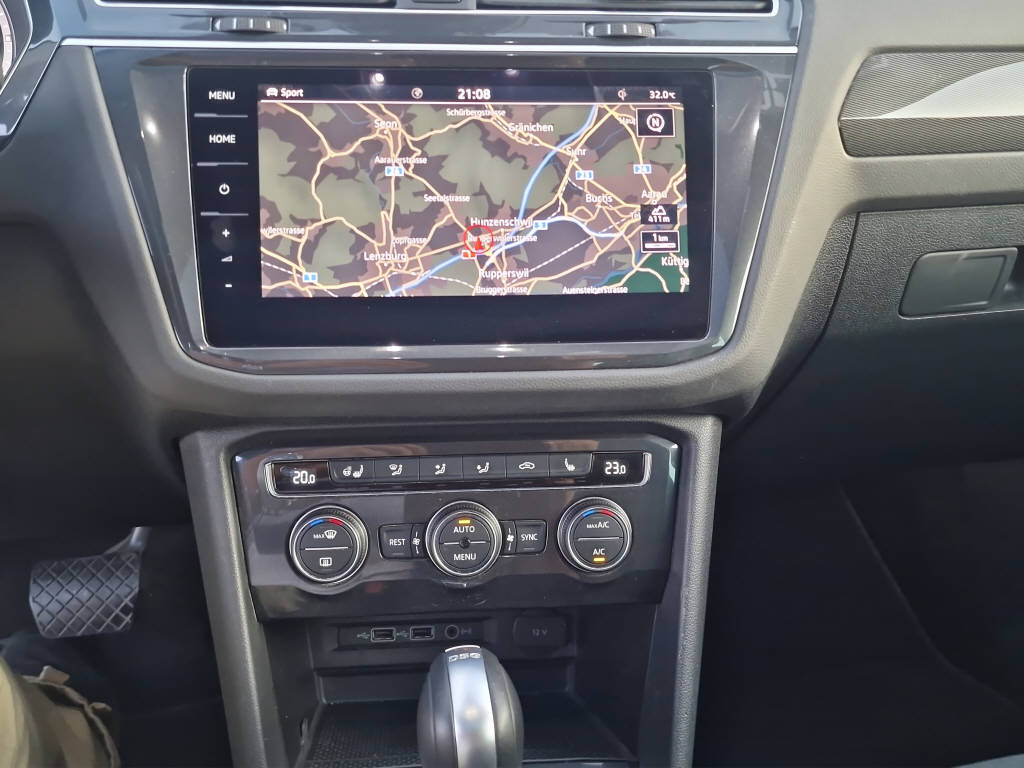 VW Tiguan 2.0 TSI Highline DSG-image-11
