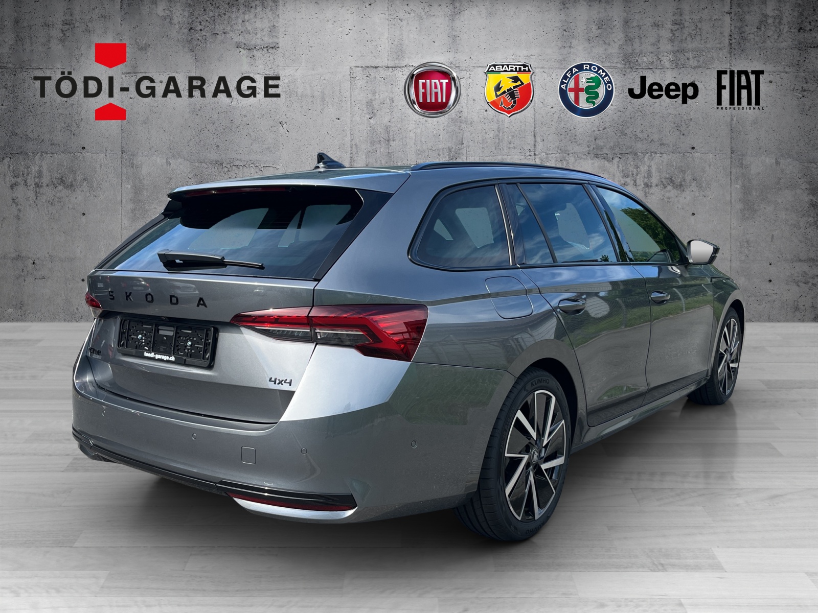 SKODA Octavia Combi 2.0 TSI SportLine 4x4 DSG-image-5