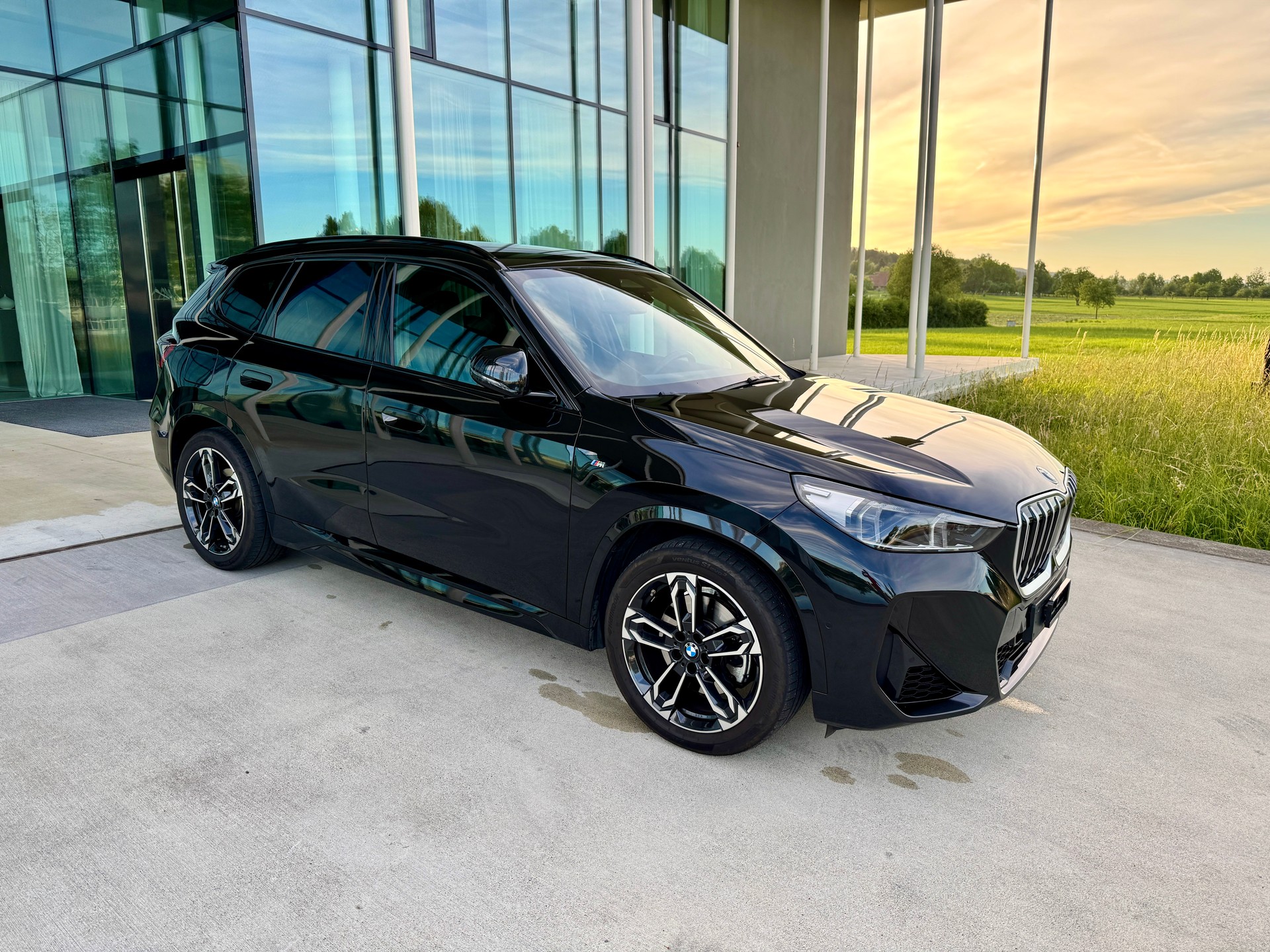 BMW 23i M Sport xDrive-image-1