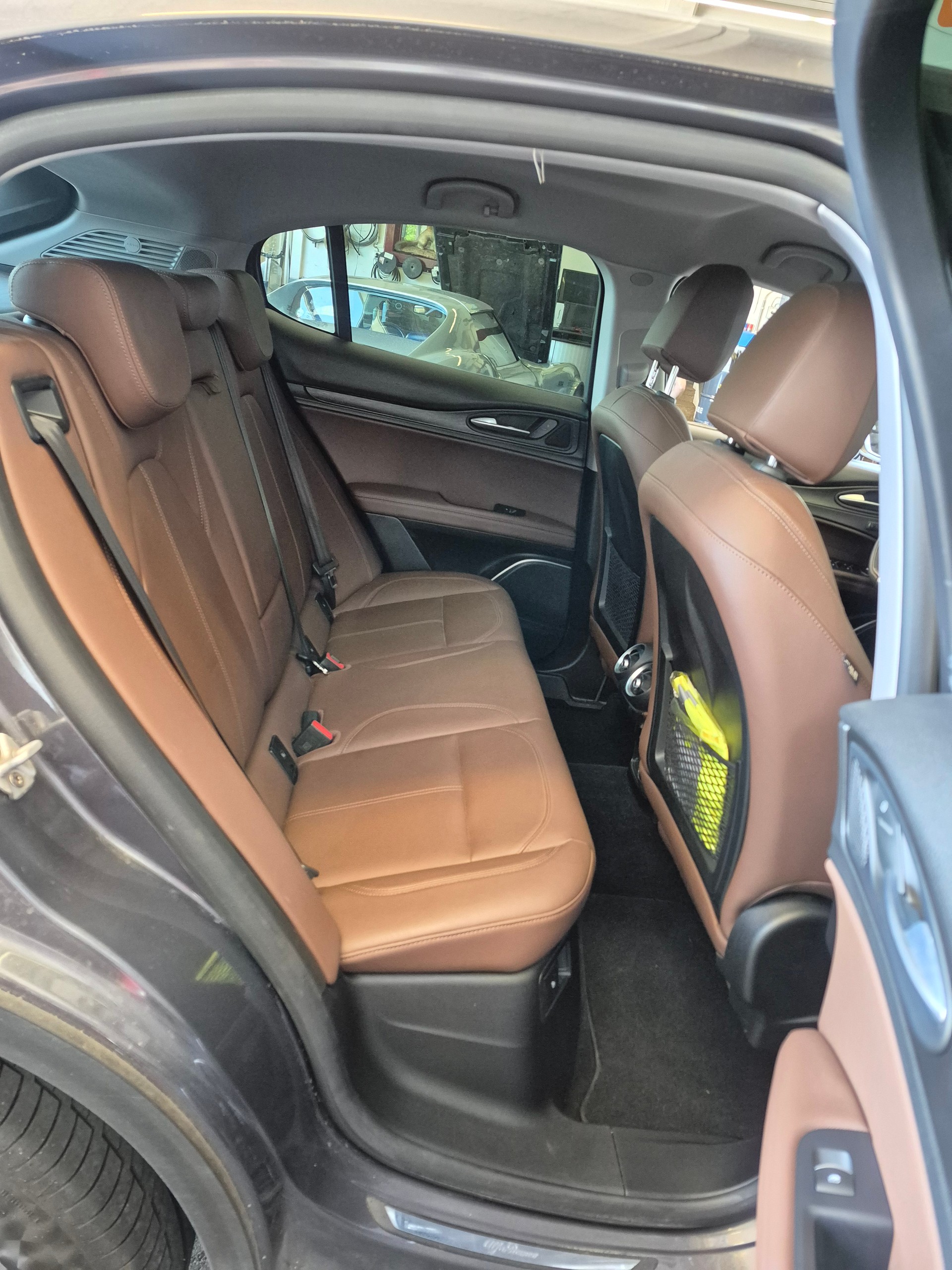 ALFA ROMEO Stelvio 2.0 Executive Q4 Automatic-image-14