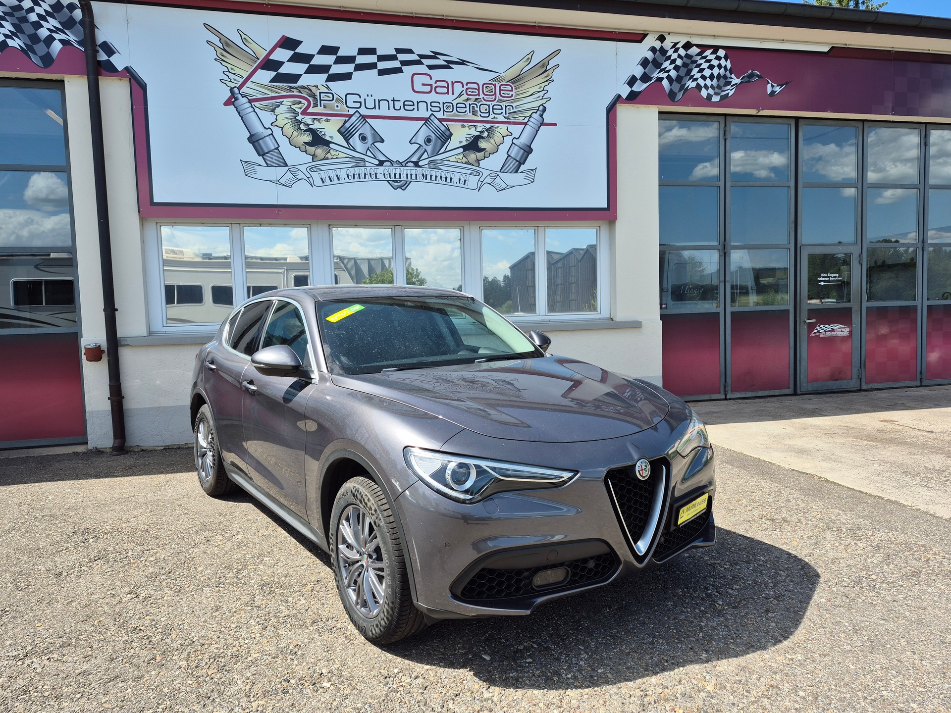 ALFA ROMEO Stelvio 2.0 Executive Q4 Automatic-image-0
