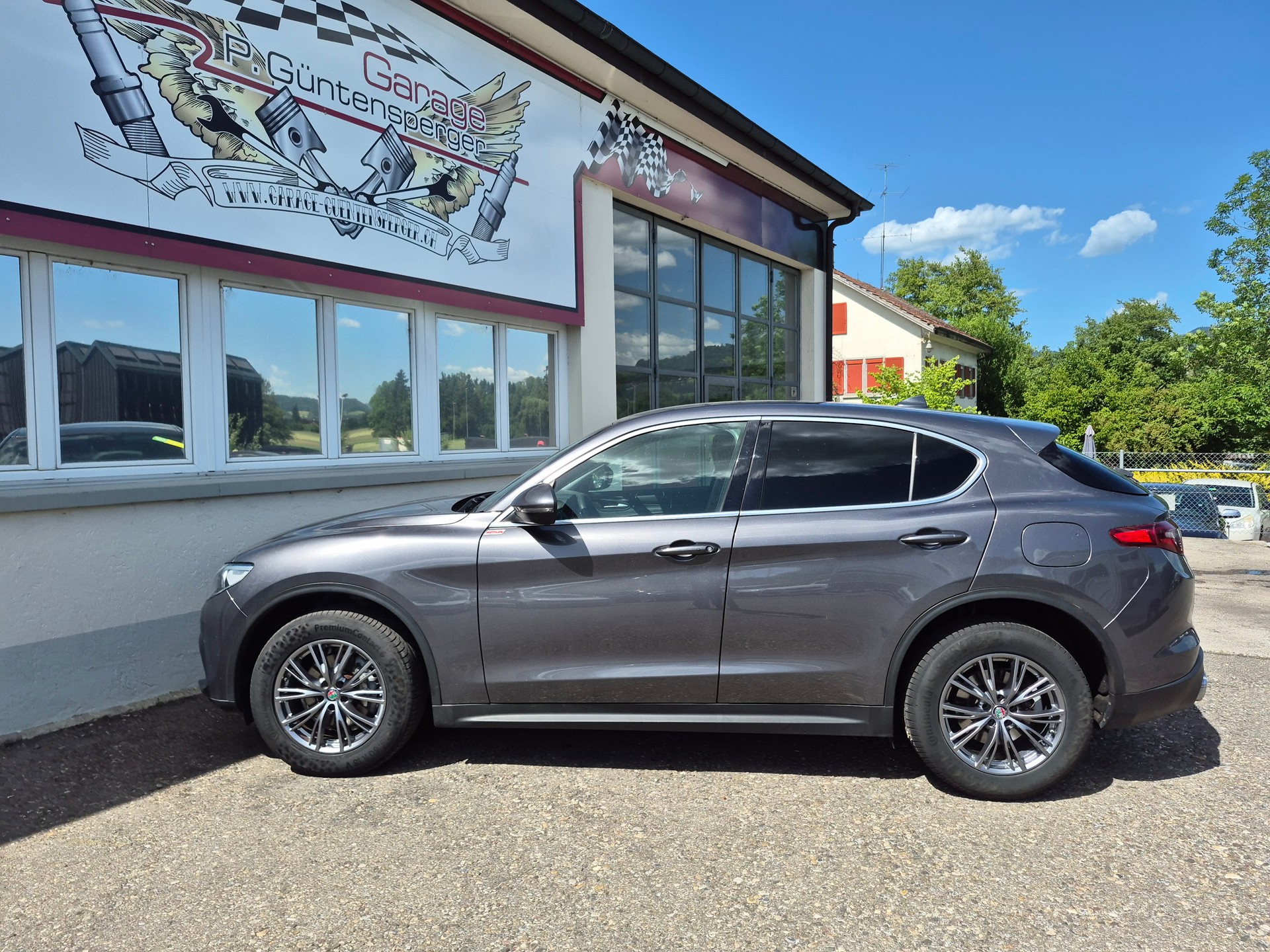ALFA ROMEO Stelvio 2.0 Executive Q4 Automatic-image-6