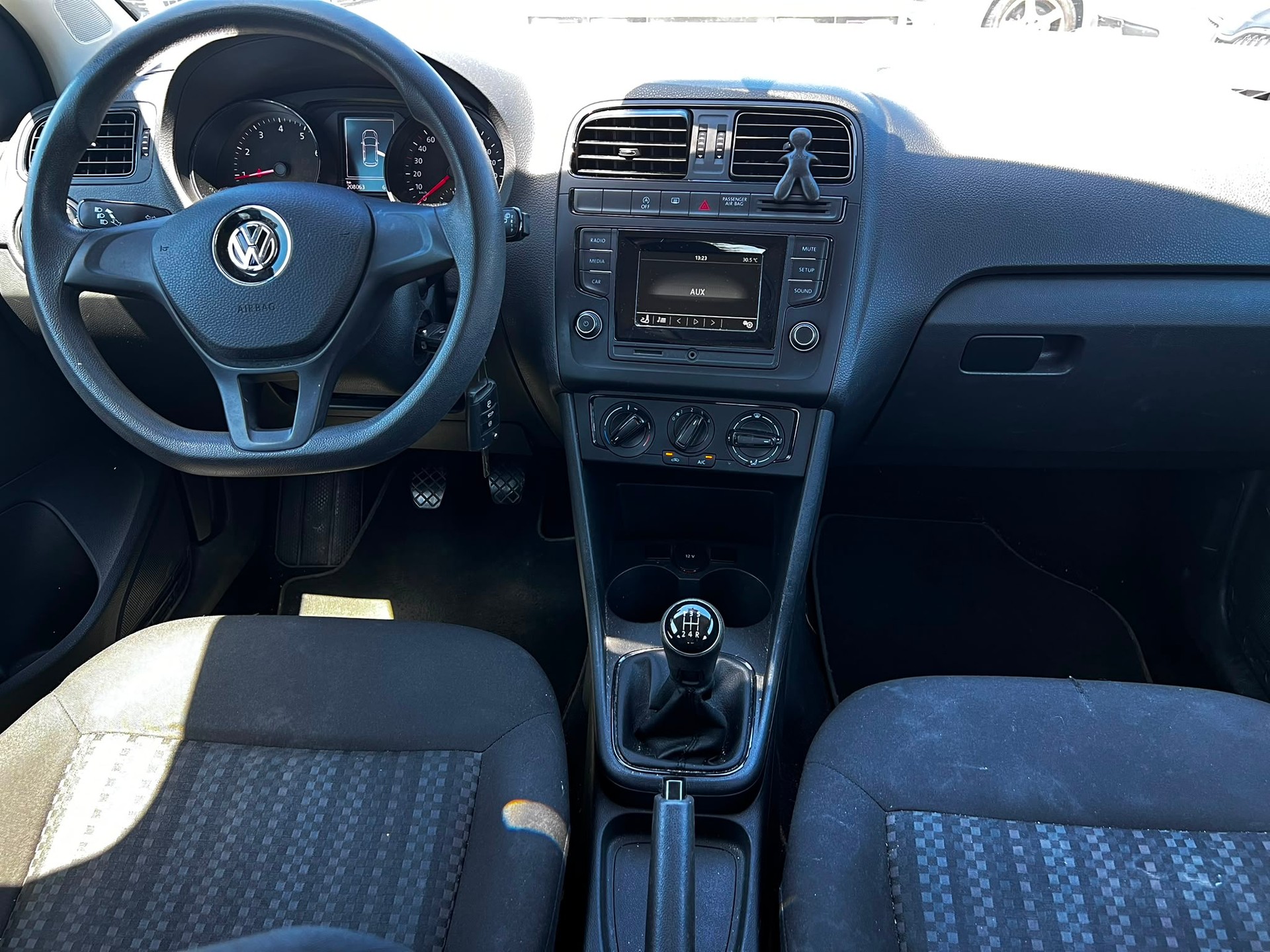 VW Polo 1.0 BMT Comfortline-image-8