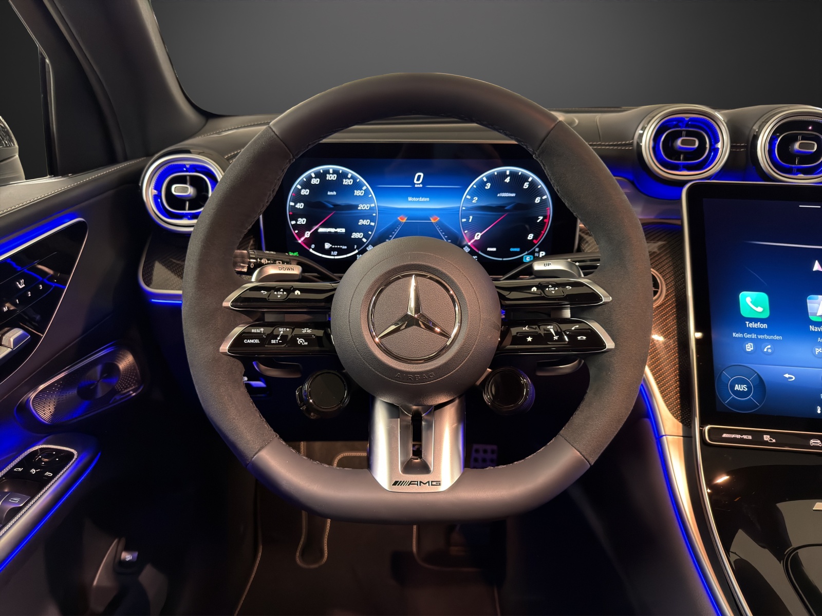 MERCEDES-BENZ GLC 53 AMG 4Matic+ 9G-Tronic-image-11