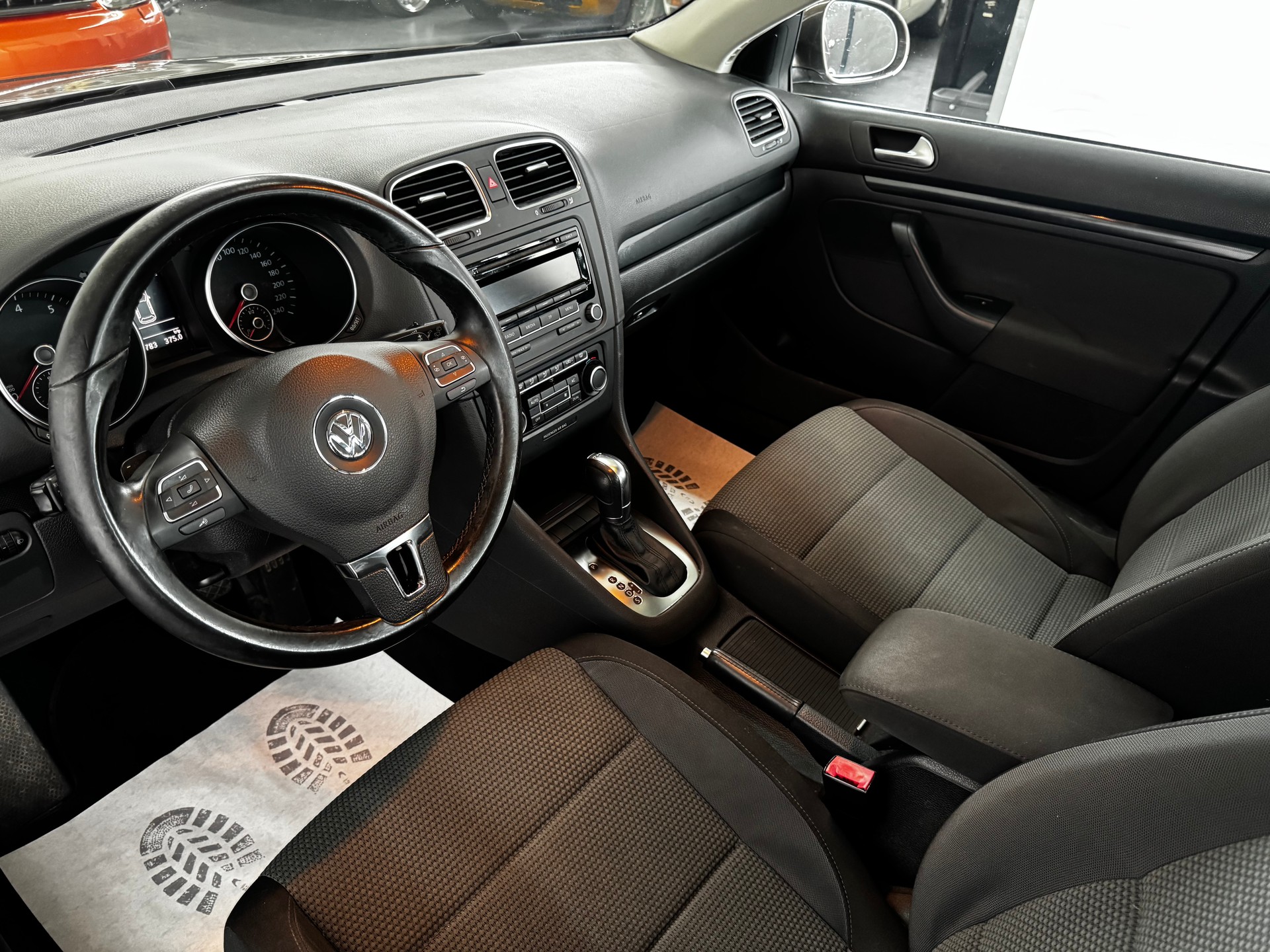 VW Golf Variant 1.2 TSI Comfortline DSG-image-12