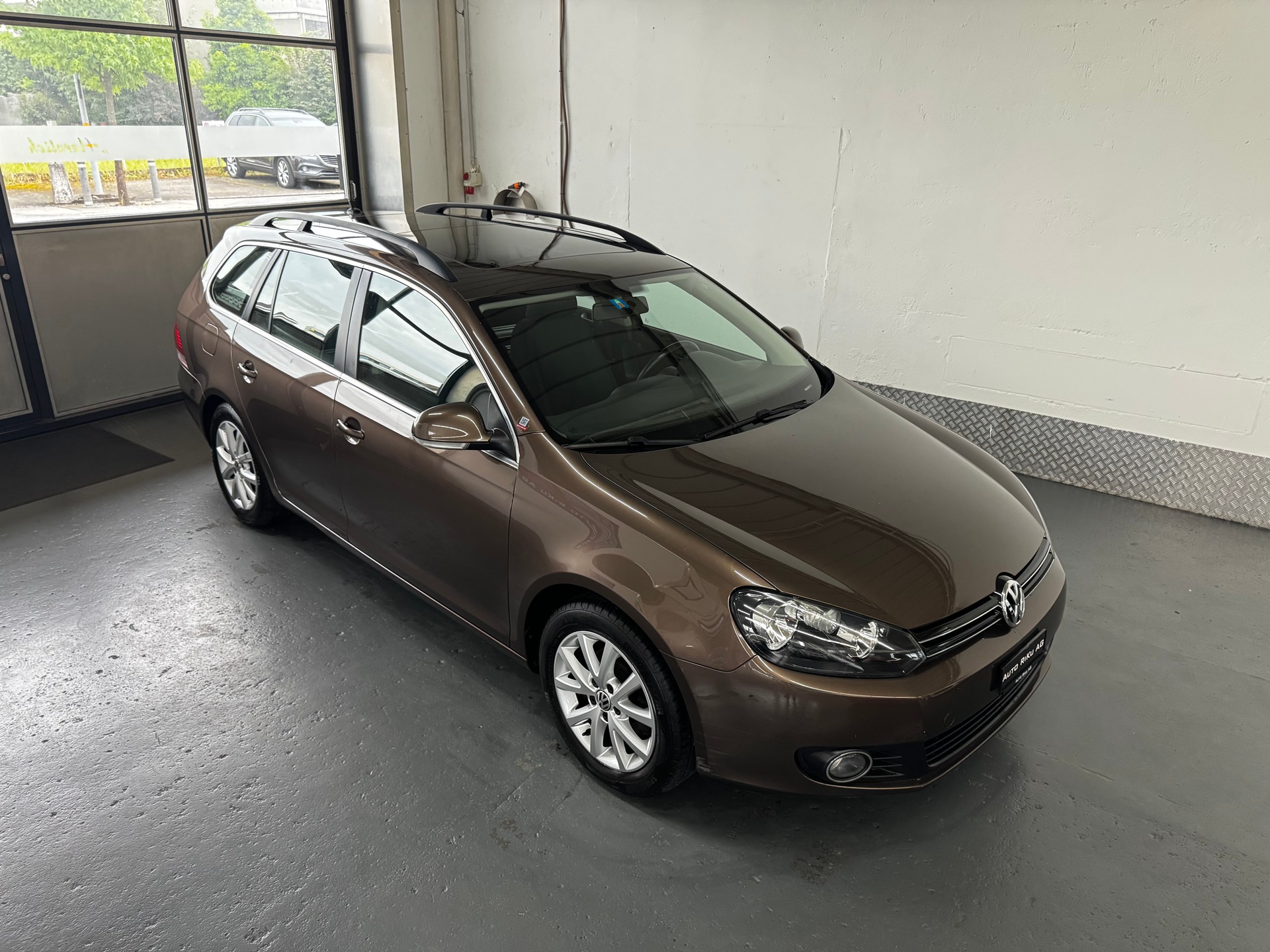 VW Golf Variant 1.2 TSI Comfortline DSG-image-0
