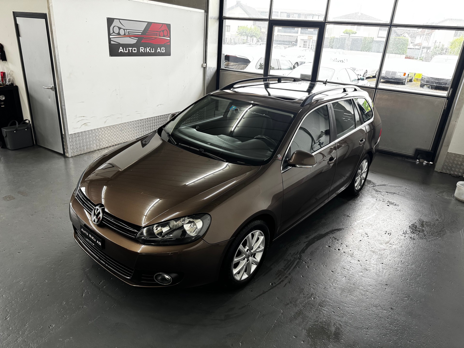 VW Golf Variant 1.2 TSI Comfortline DSG-image-4