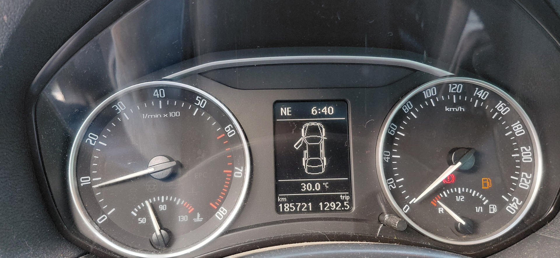 SKODA Octavia Scout 1.8 FSI 4x4-image-9