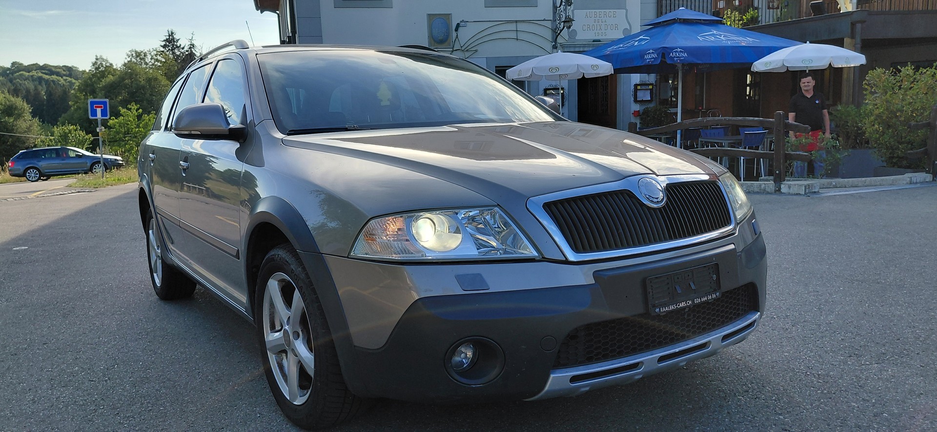 SKODA Octavia Scout 1.8 FSI 4x4-image-1