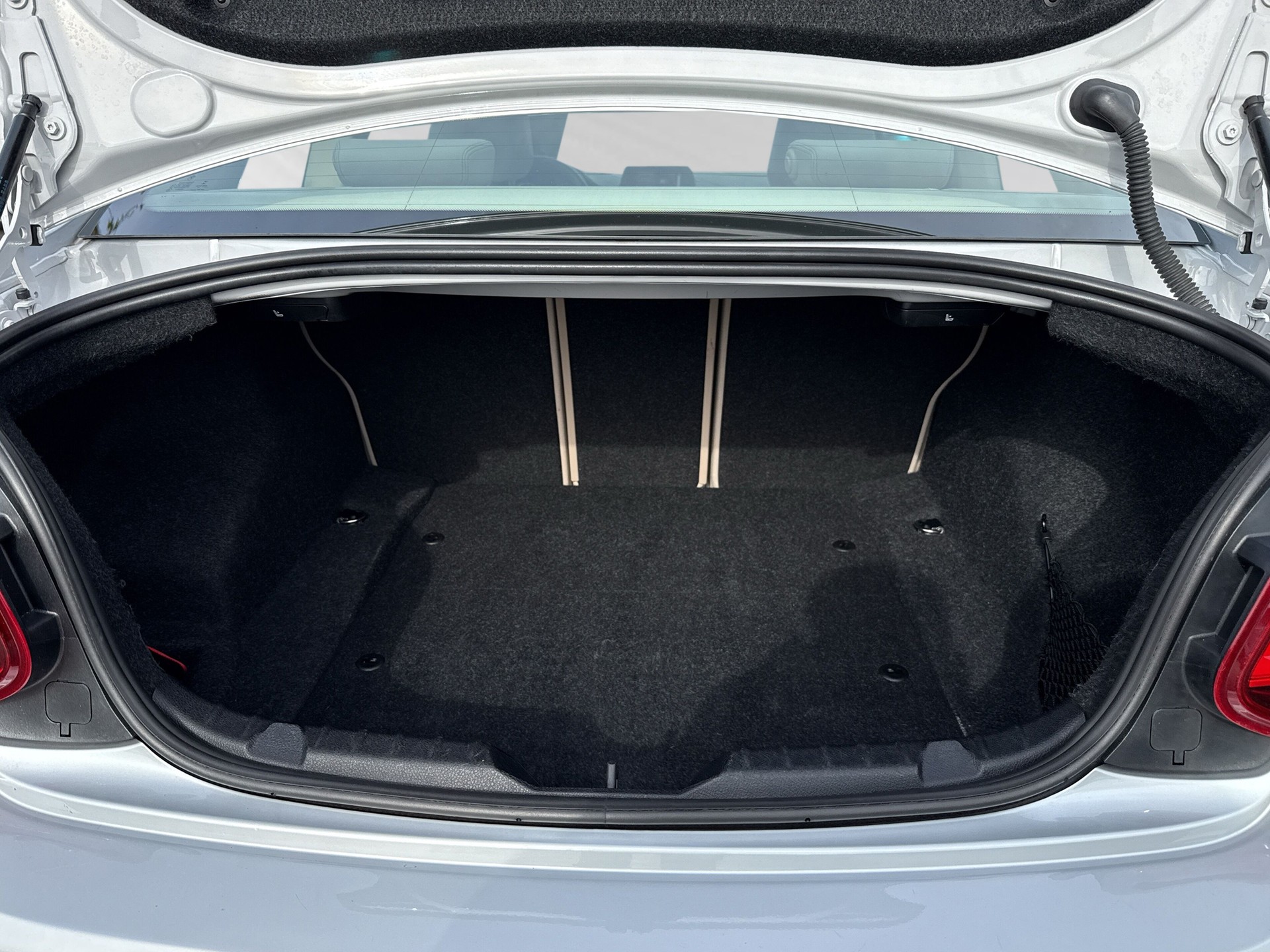 BMW 220i Luxury Line Steptronic-image-7