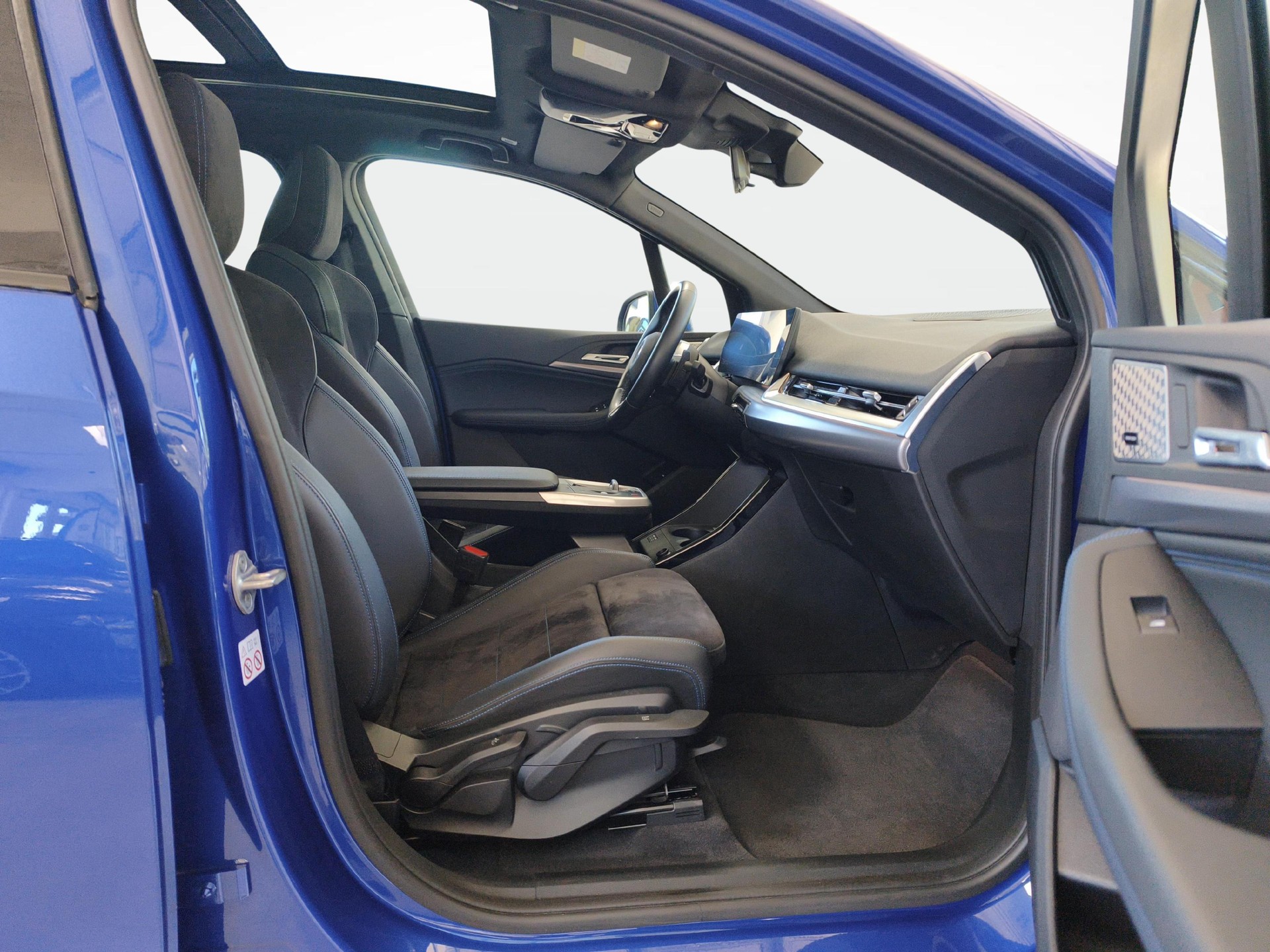 BMW 225e xDrive paddles Active Tourer-image-10