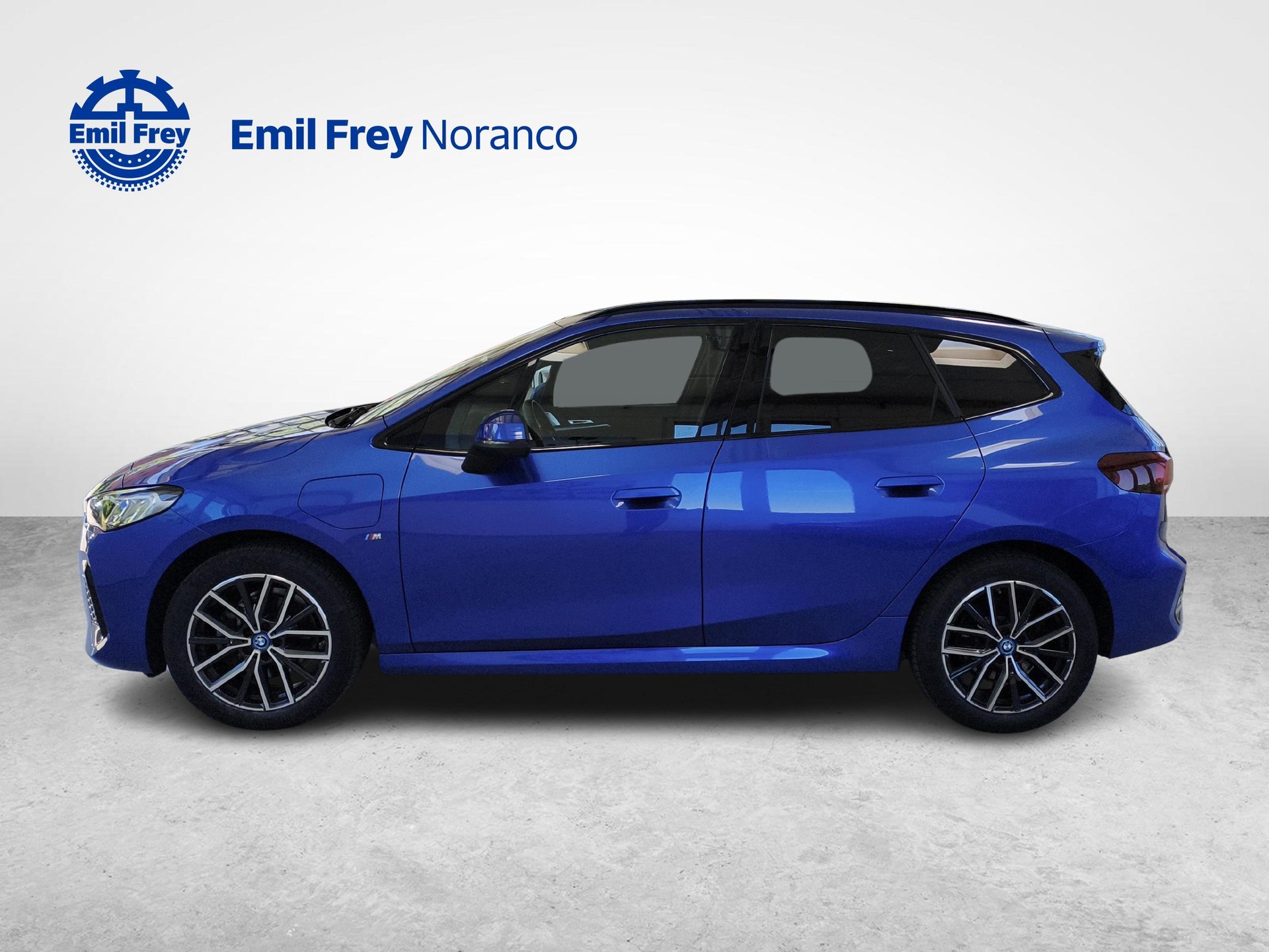 BMW 225e xDrive paddles Active Tourer-image-2