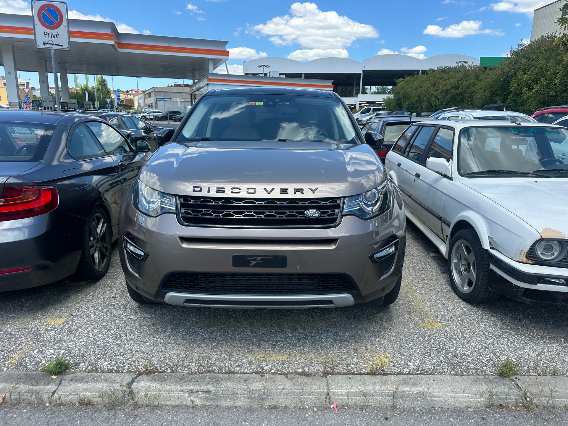 LAND ROVER Discovery Sport 2.2TD4 S AT9-image-0