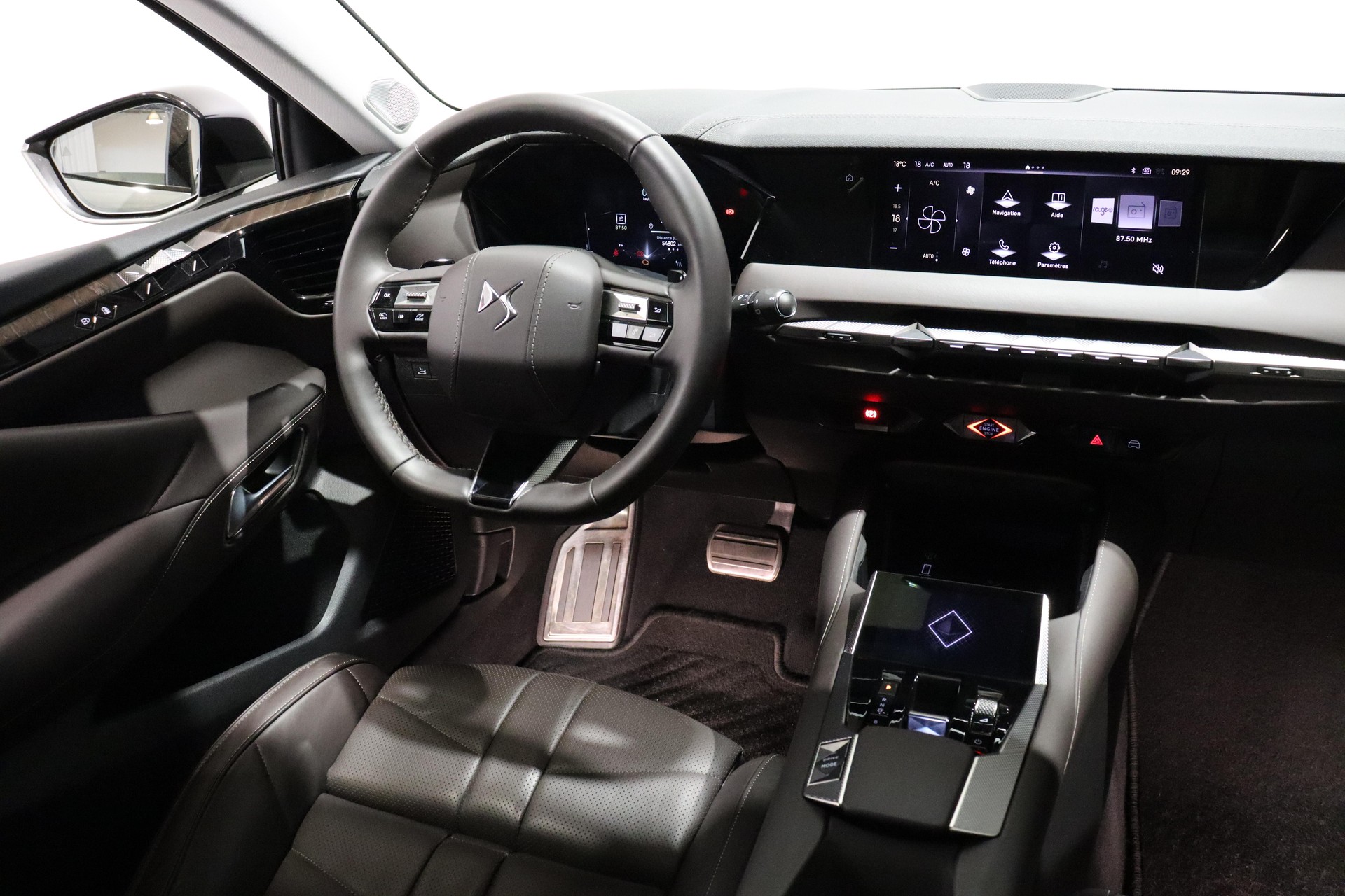 DS AUTOMOBILES 4 1.6 E-Tense La Première-image-6