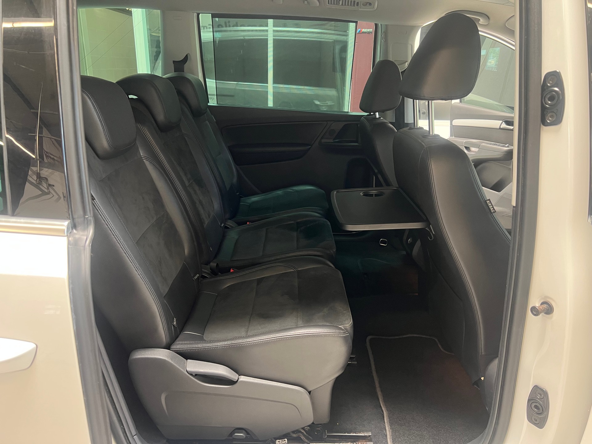 VW Sharan 2.0 TDI BlueMotion Technology Highline DSG-image-14