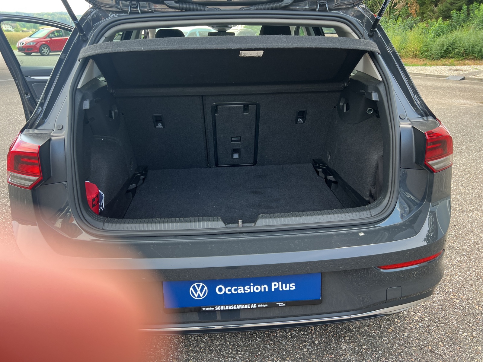 VW Golf 1.0 TSI Life-image-16