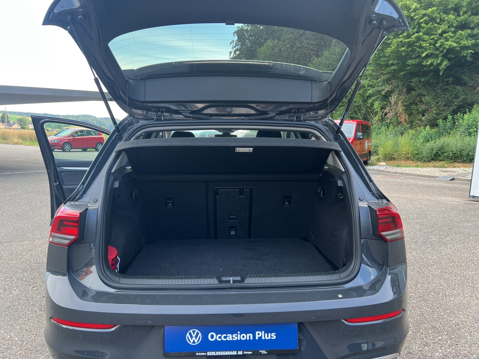 VW Golf 1.0 TSI Life-image-15