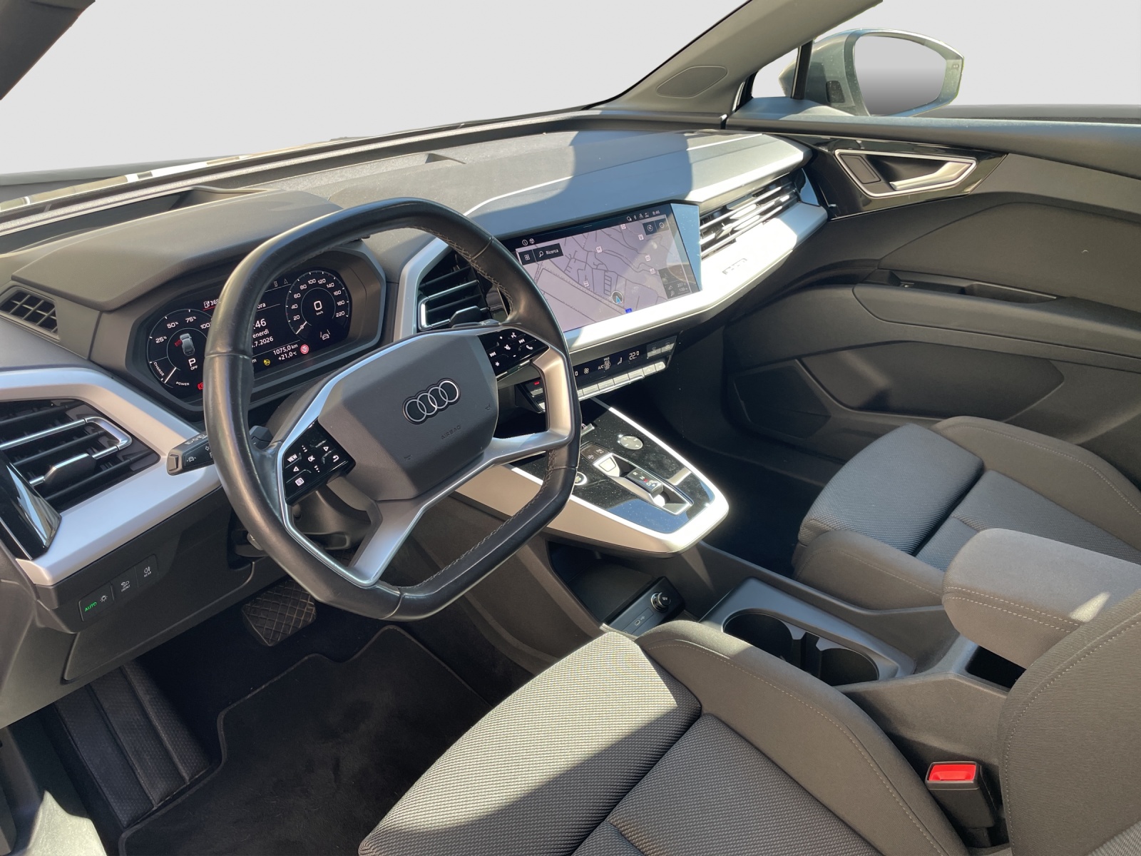 AUDI Q4 e-tron 50 quattro-image-7