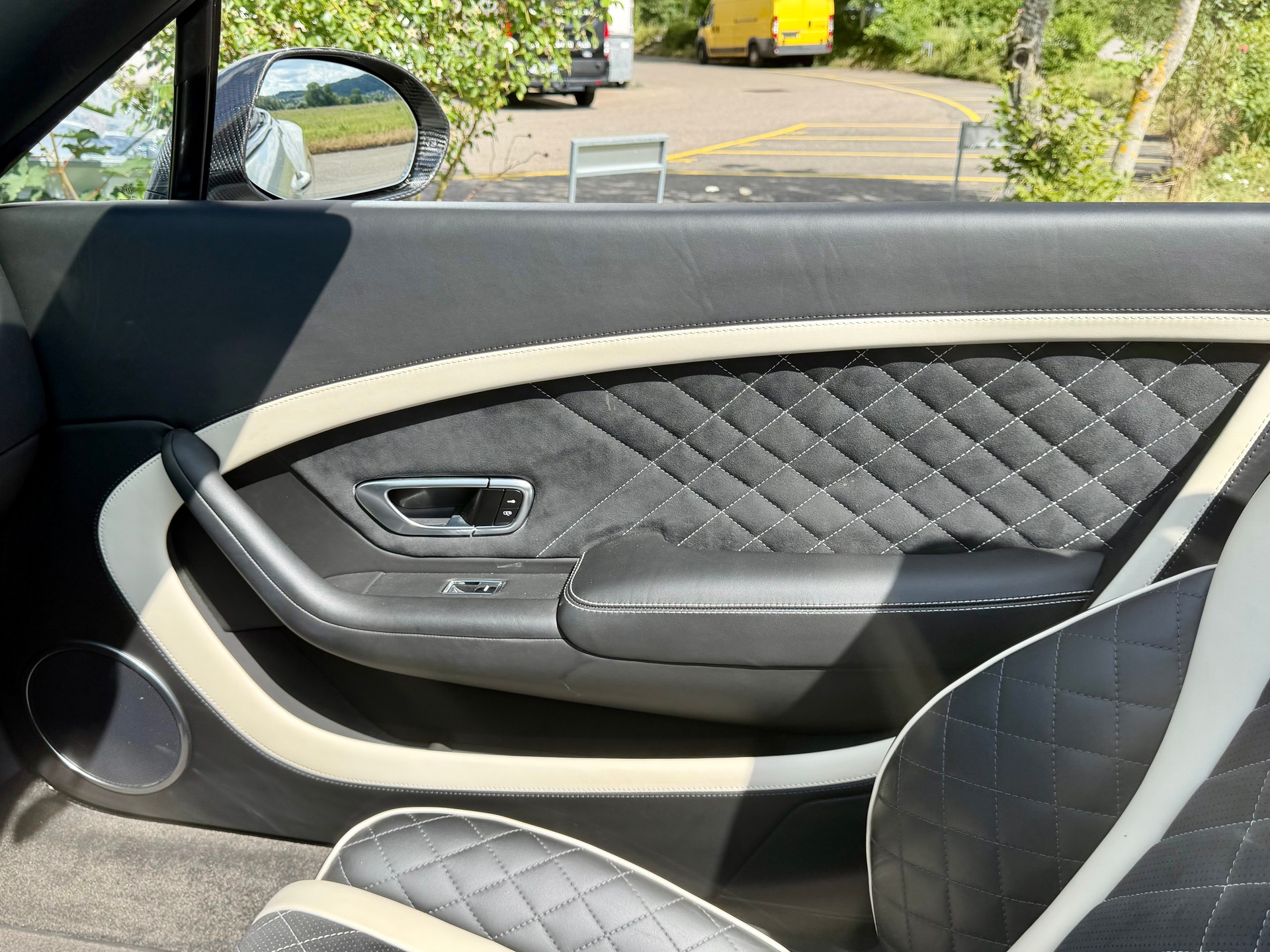 BENTLEY 6.0 V12-image-9