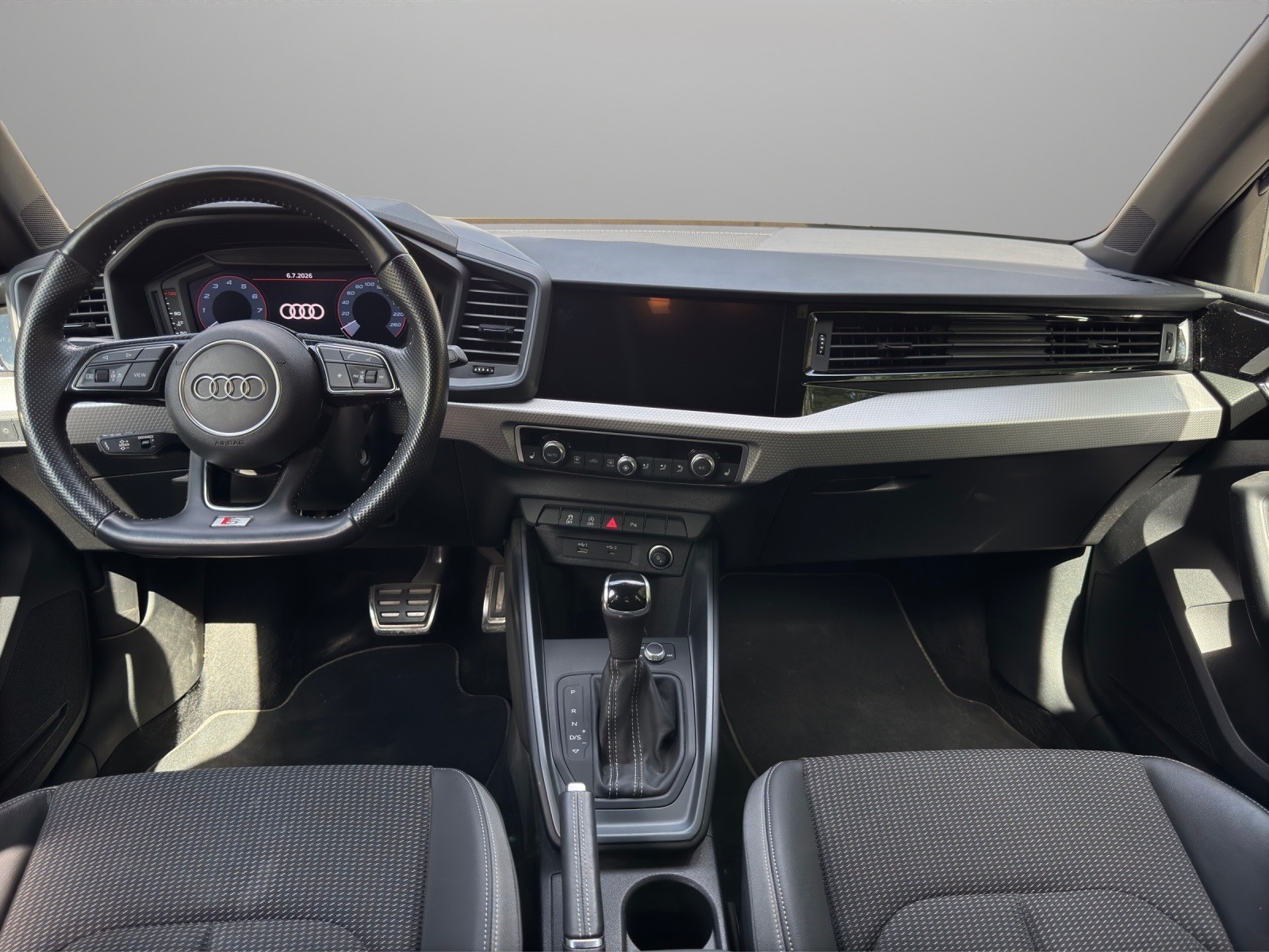 AUDI A1 Sportback 30 TFSI S-tronic-image-8