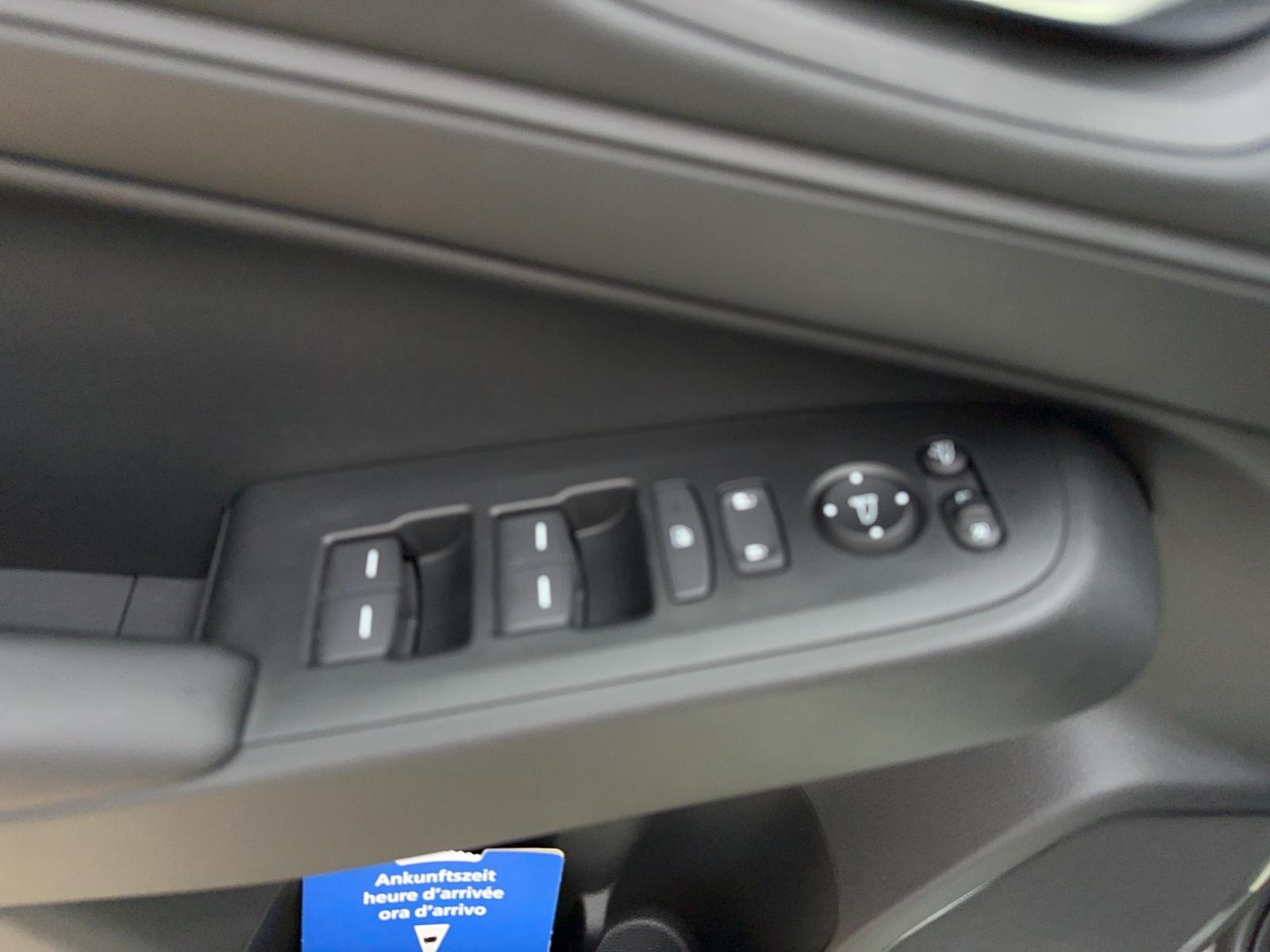 HONDA HR-V 1.5 i-MMD Elegance-image-18