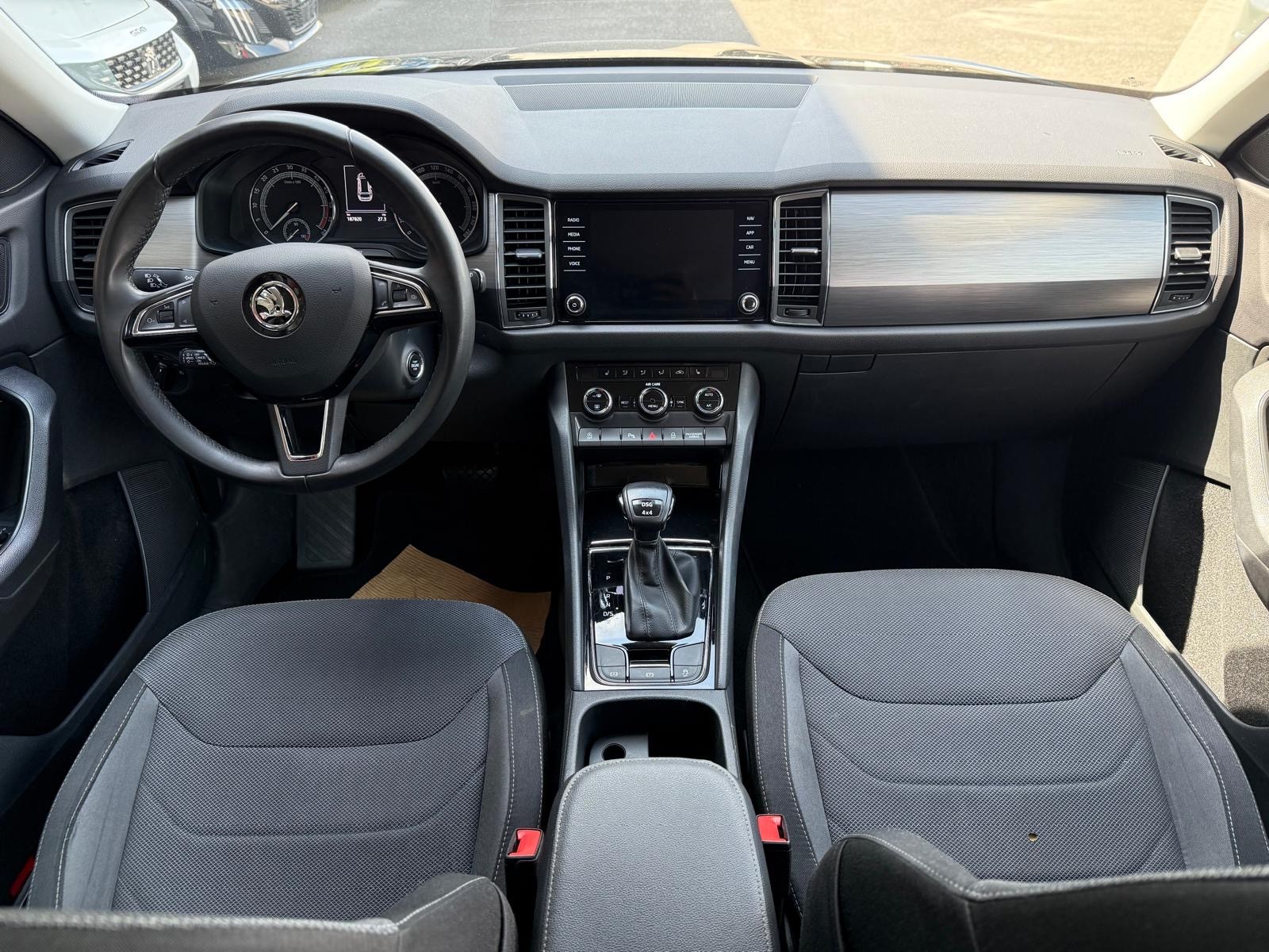 SKODA Kodiaq 2.0 TDI CR Ambition 4x4 DSG-image-4