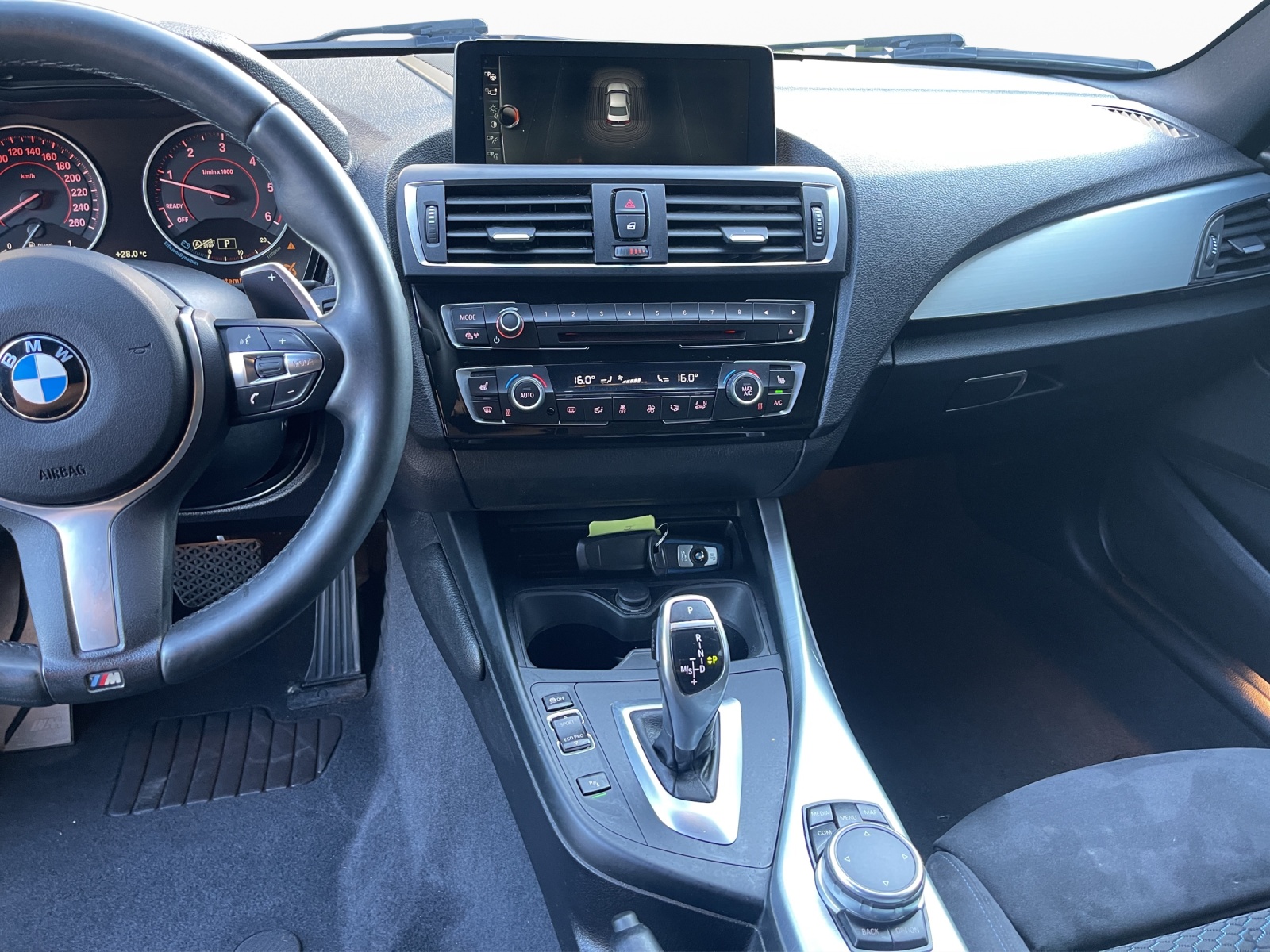 BMW 220d xDrive M Sport Steptronic-image-12