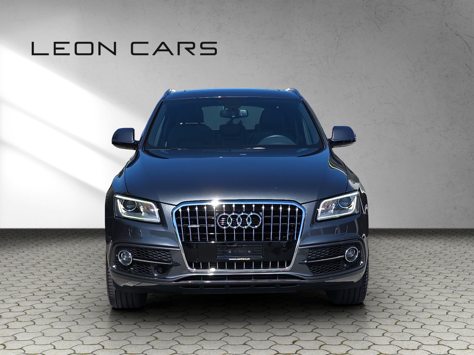 AUDI Q5 3.0 TDI clean quattro S-tronic S-Line-showroom-element-1