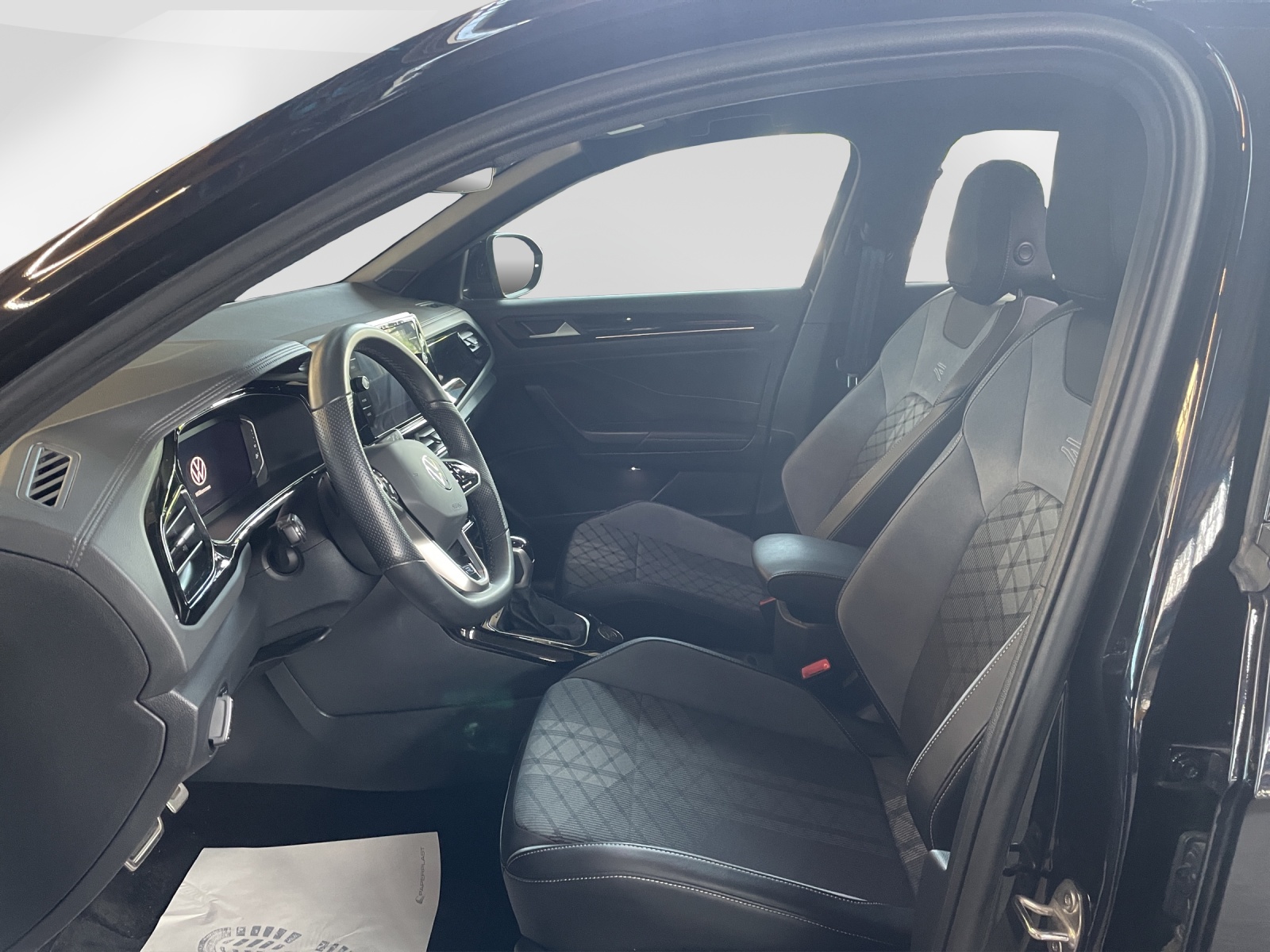 VW T-Roc 2.0 TSI R-Line DSG 4motion-image-6