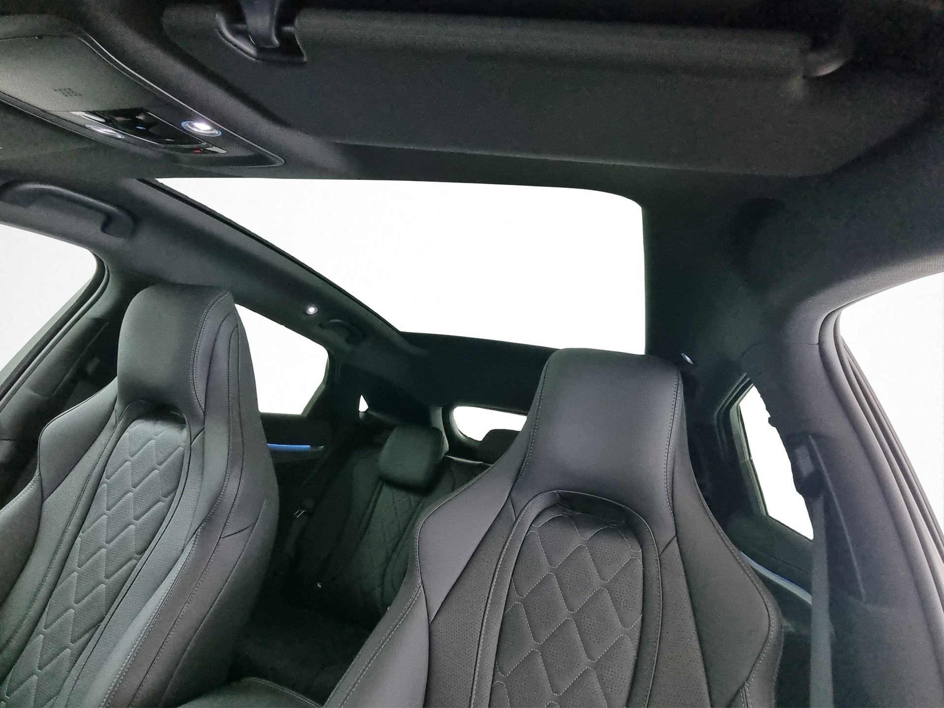 BYD Sealion 7 91,3 kWh Excellence AWD-image-12